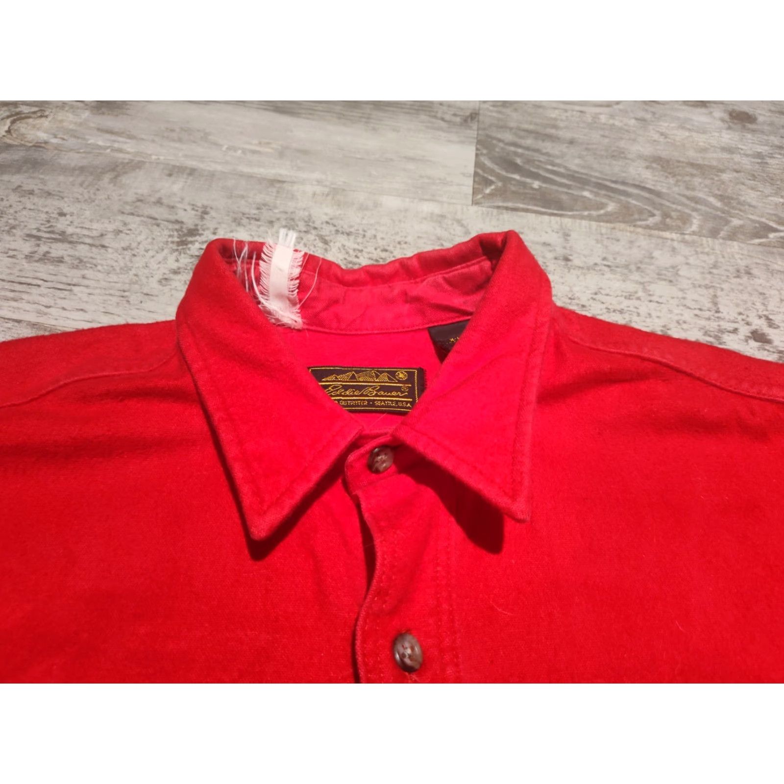 Eddie Bauer VINTAGE Eddie Bauer Men’s XL Button-Down Shirt Red 90s Flannel Casual Made in USA Size US XL / EU 56 / 4 - 7 Thumbnail