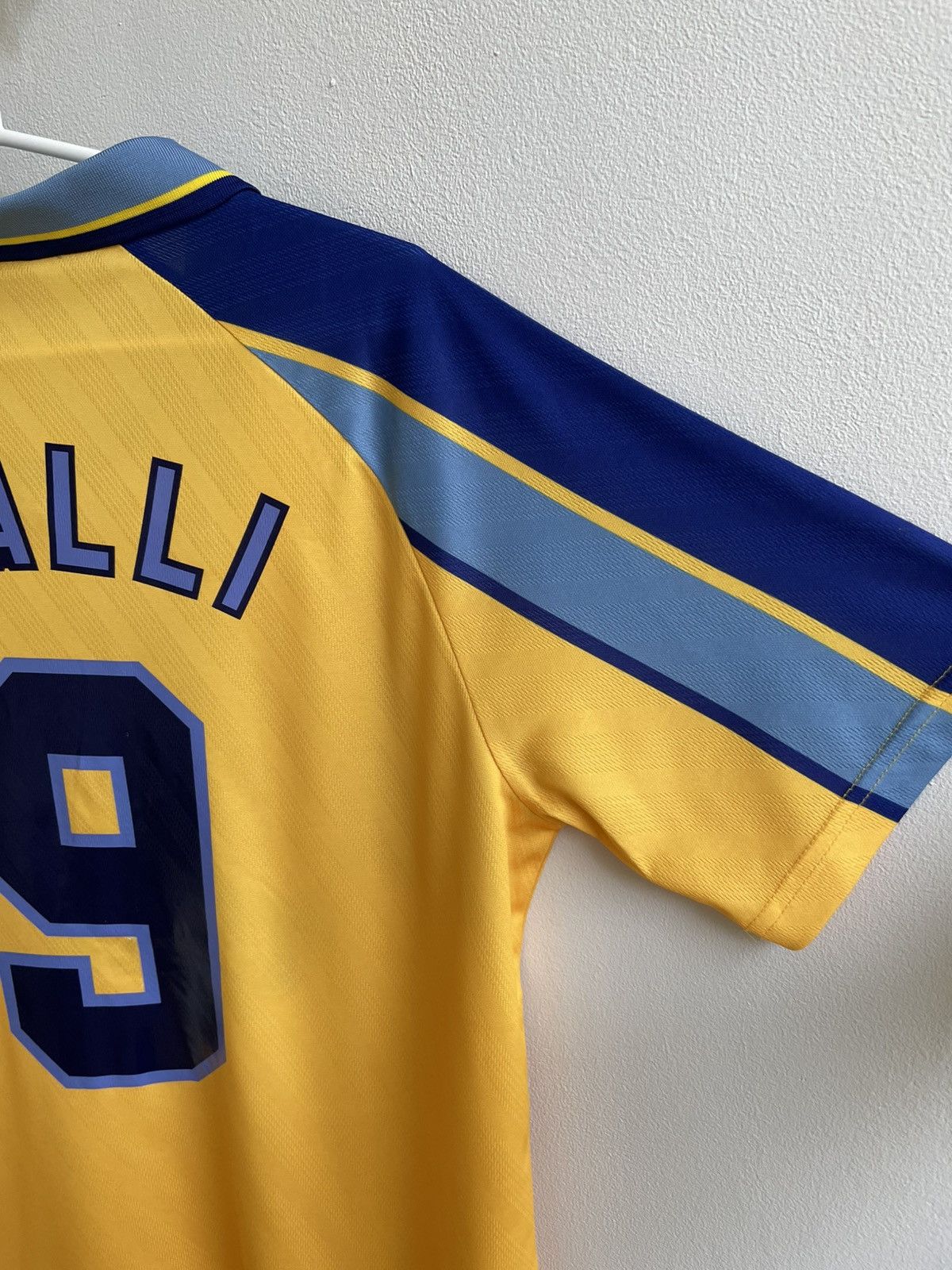 Vintage Chelsea 1995 1996 1997 #9 Viali Football Soccer Jersey Shirt Size US L / EU 52-54 / 3 - 4 Thumbnail
