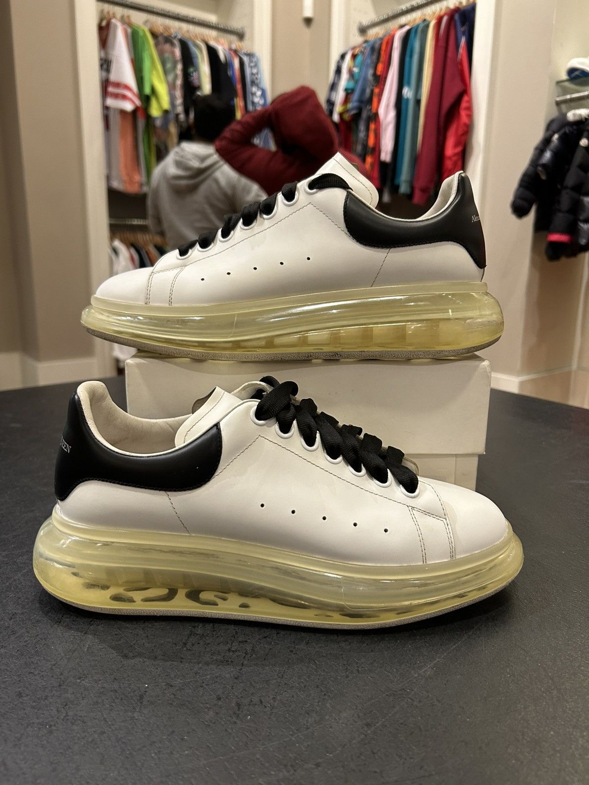 Alexander McQueen Alexander McQueen Oversized Gel Sole Sneaker Size US 8 / EU 41 - 1 Thumbnail