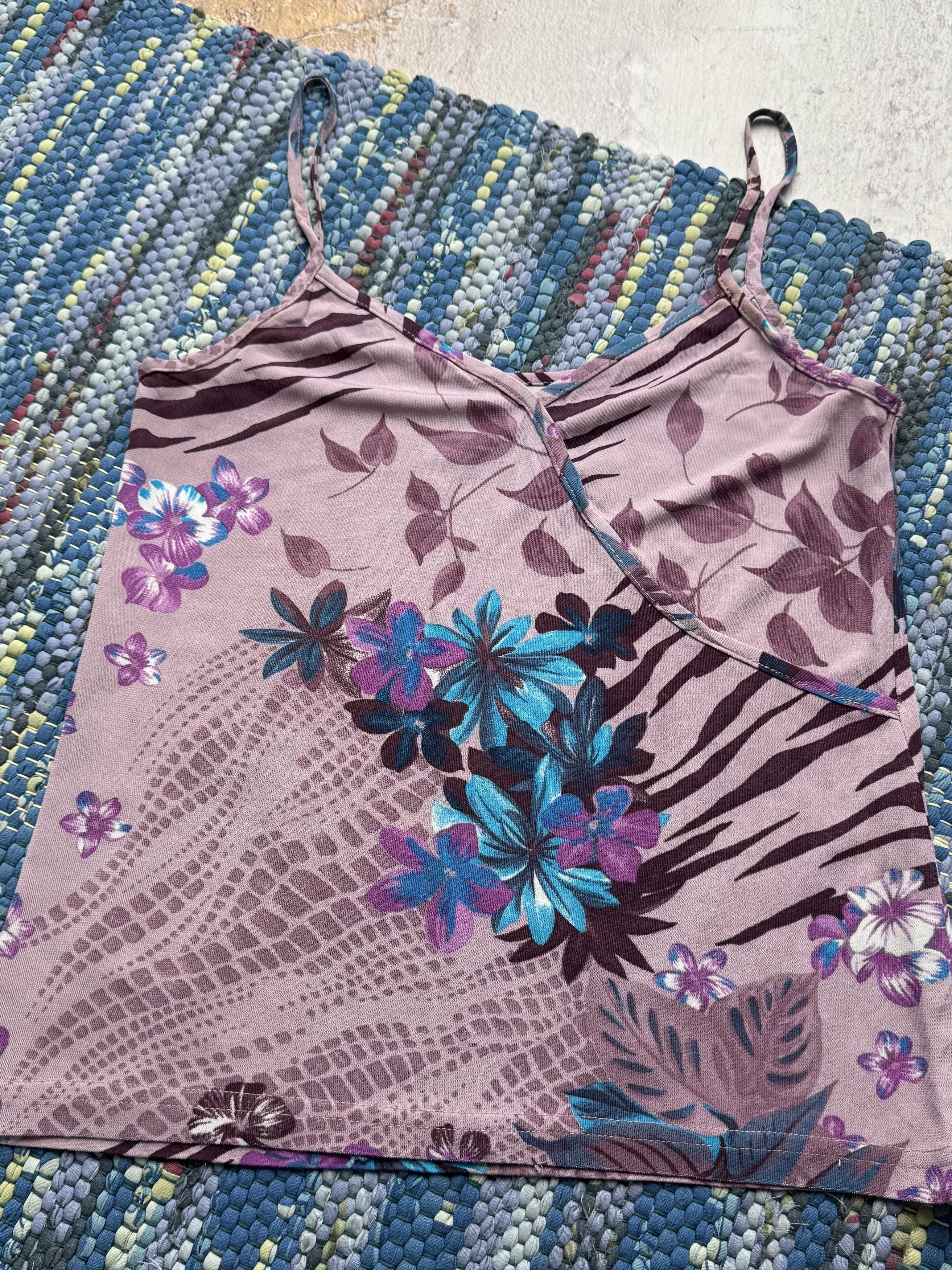 Vintage Vintage Floral Cami Top Pink Purple Y2K Spaghetti Strap Size M / US 6-8 / IT 42-44 - 2 Thumbnail
