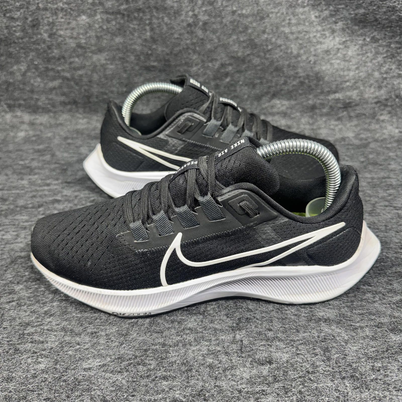 Nike Nike Shoes Women's 7.5 Black Pegasus Air Zoom 38 FlyEase Size US 7.5 / IT 37.5 - 4 Thumbnail