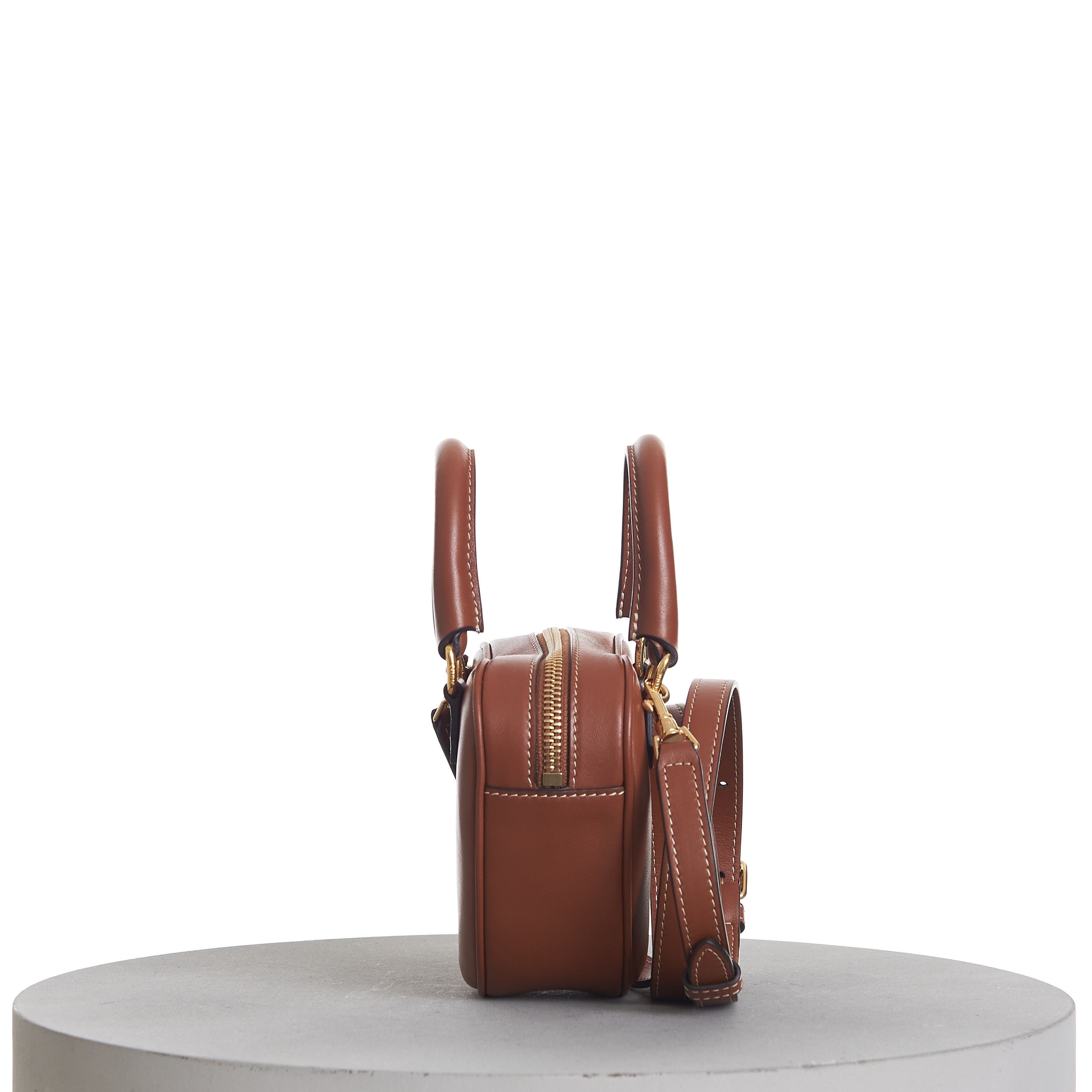 Celine Medium Celine Heart Bag In Tan Brown Smooth Leather Size ONE SIZE - 11 Thumbnail