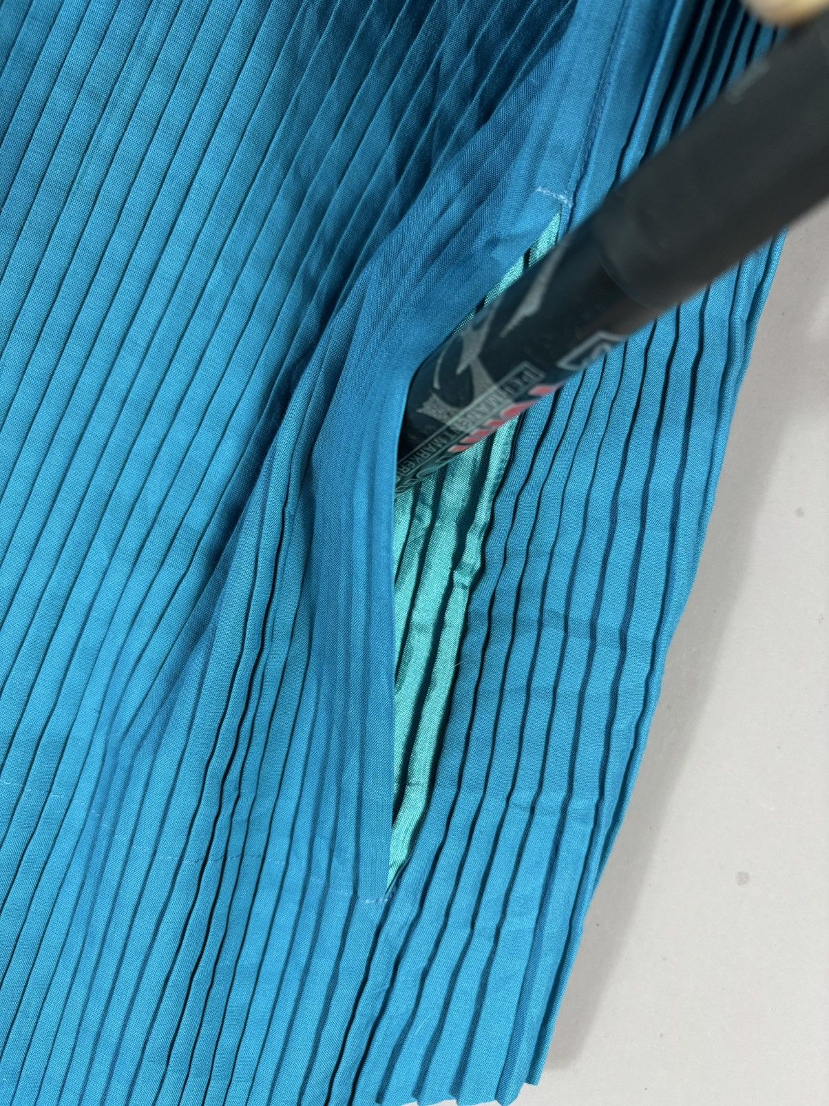 Issey Miyake × Japanese Brand × Pleats Please Issey Miyake Issey Miyake - Mainline Vest Size US S / EU 44-46 / 1 - 4 Thumbnail
