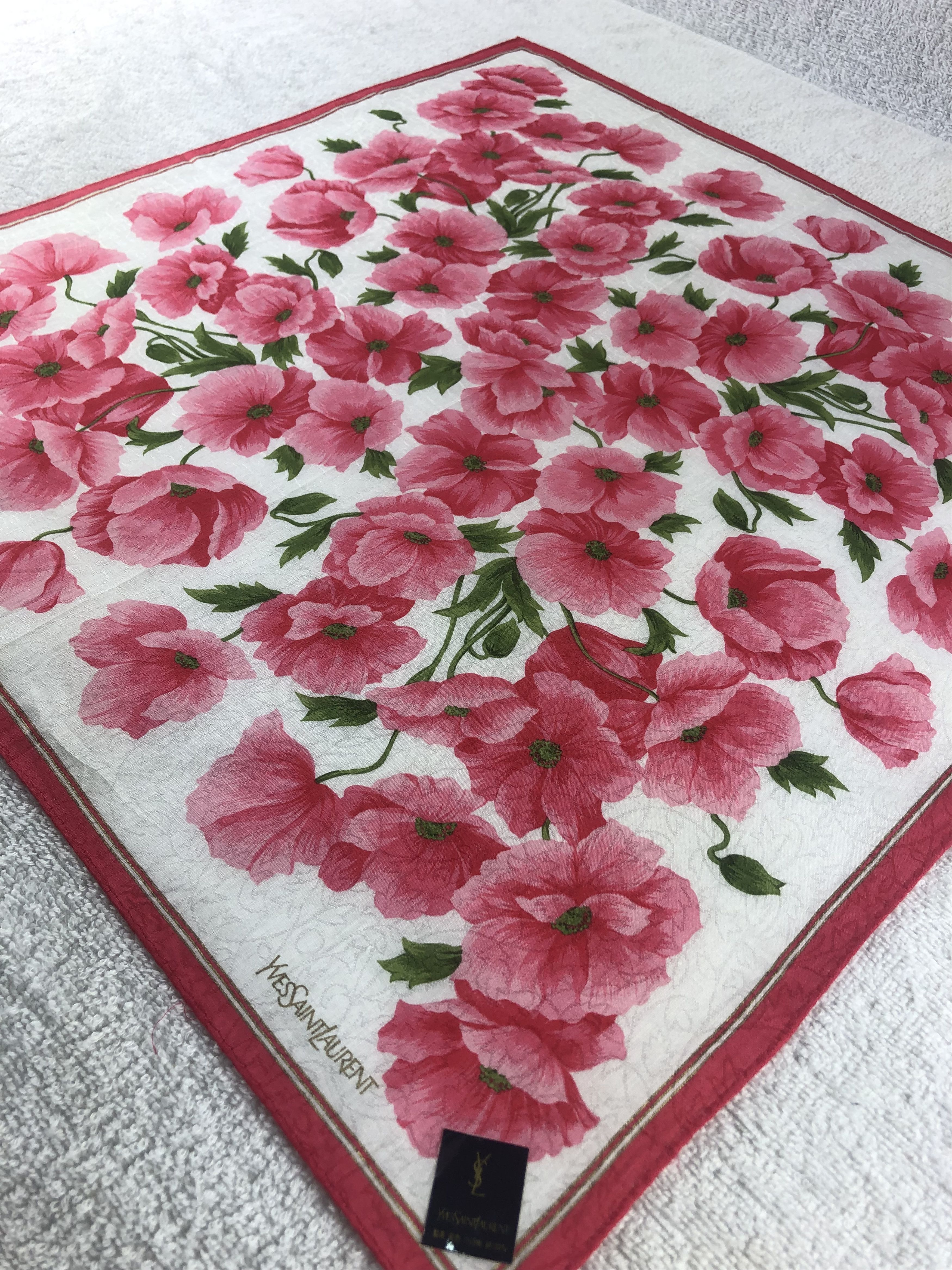 Yves Saint Laurent Yves Saint Laurent Handkerchief / Bandana / Neckerchief Size ONE SIZE - 4 Thumbnail