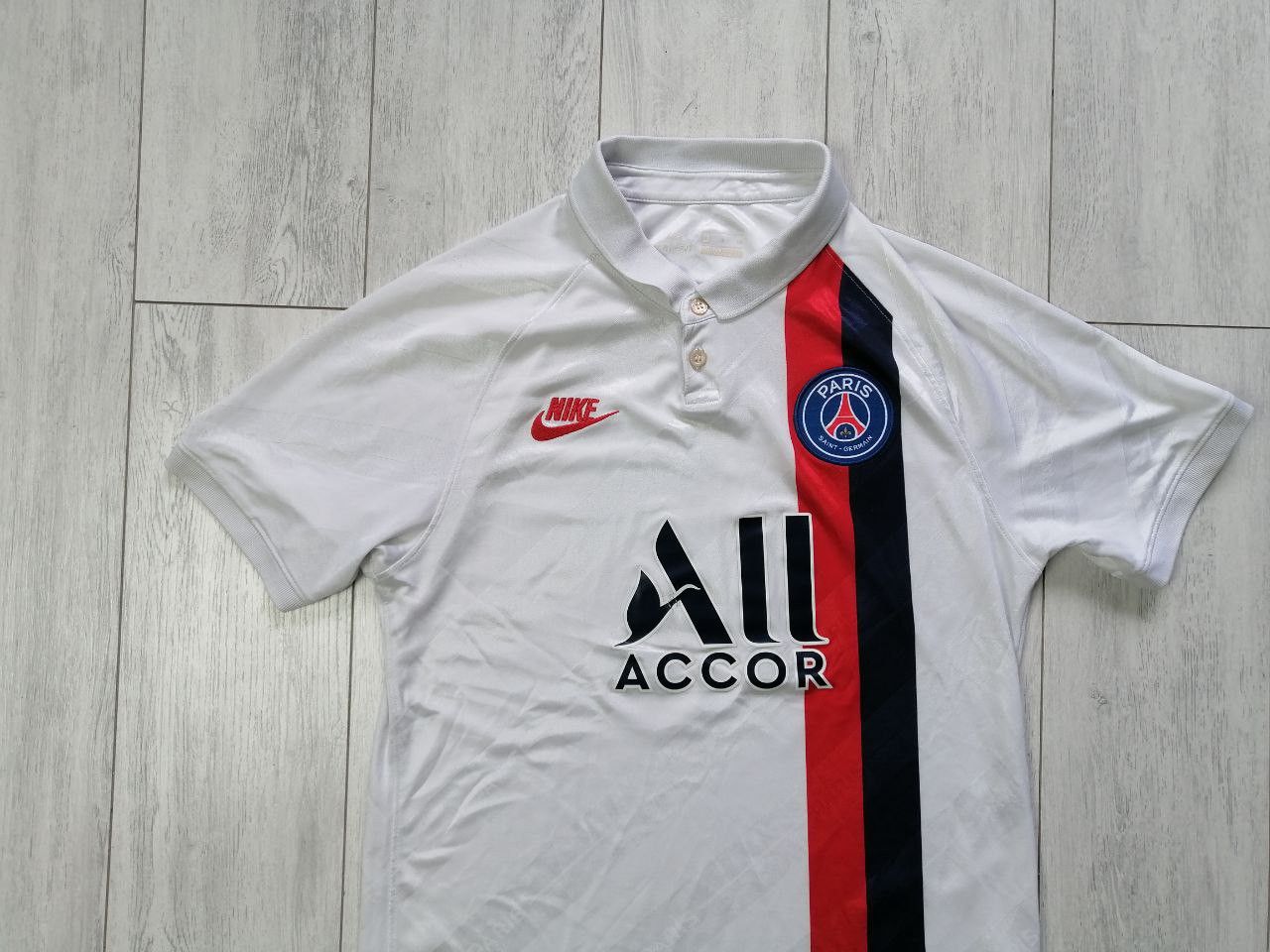 Nike Nike PSG Paris Saint Germain 2019 2020 Football Shirt Size US S / EU 44-46 / 1 - 2 Thumbnail