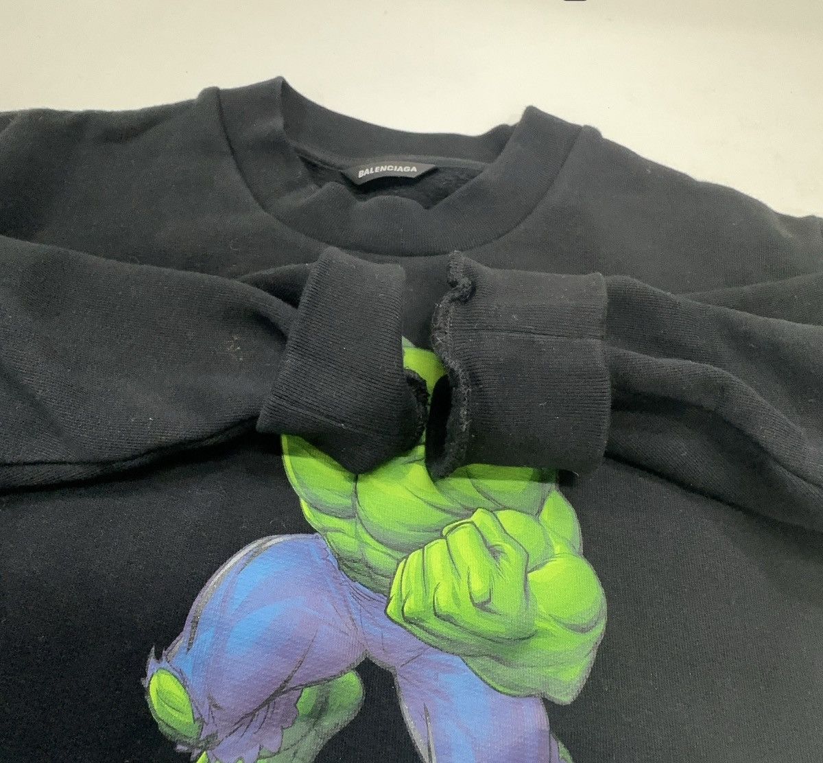 Balenciaga Balenciaga x Marvel Hulk-Print Boxy Crewneck Sweatshirt Size L / US 10 / IT 46 - 7 Thumbnail