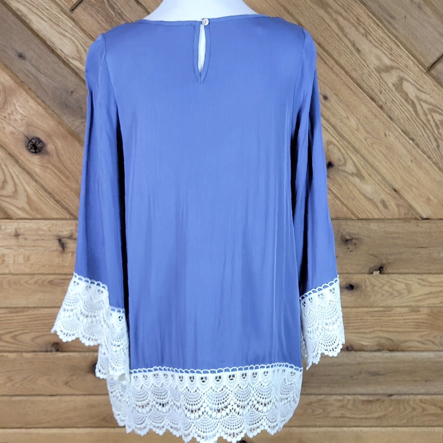 Vintage Easel Blouse Shirt Women XS Blue Long Sleeve Crochet Tunic Square Neck Bodice 20.5" Underarm 28" Length Oversized Casual Regular Size S / US 4 / IT 40 - 5 Thumbnail