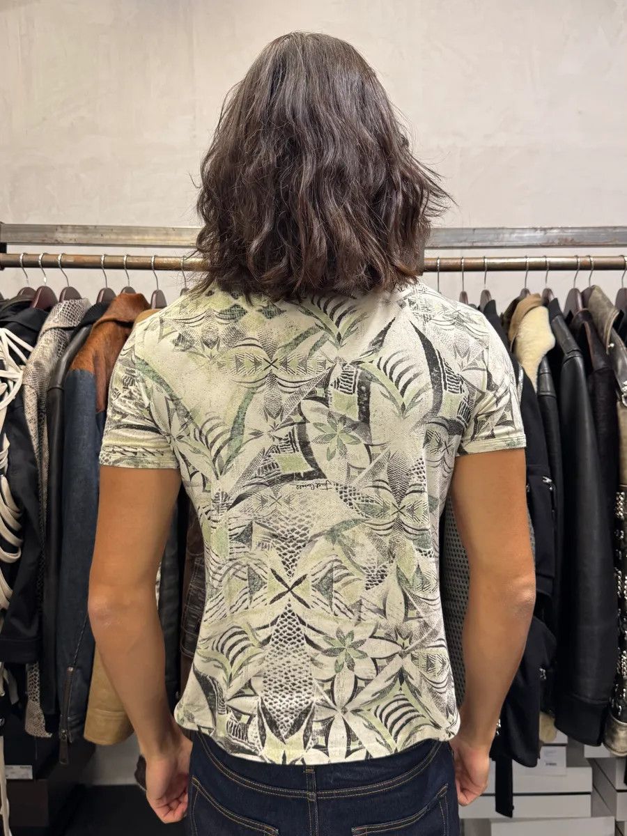 Designer × Just Cavalli × Vintage 2000s Cavalli Square Rosary T-Shirt Size US XS / EU 42 / 0 - 3 Thumbnail