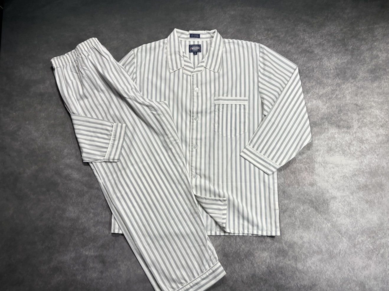 Vintage Vintage Striped Pajamas 90s Sleep Set Matching Suit Prison Size US 35 - 11 Thumbnail