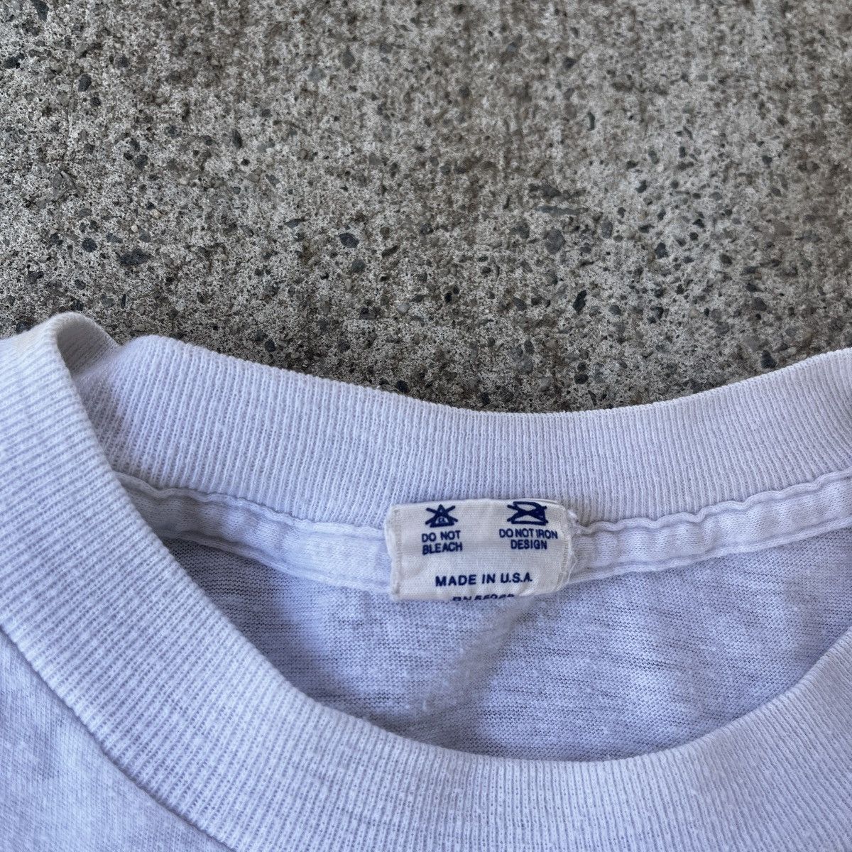 Vintage Vintage Bacardi Single Stitch T-Shirt Made In USA L Size US XL / EU 56 / 4 - 3 Thumbnail