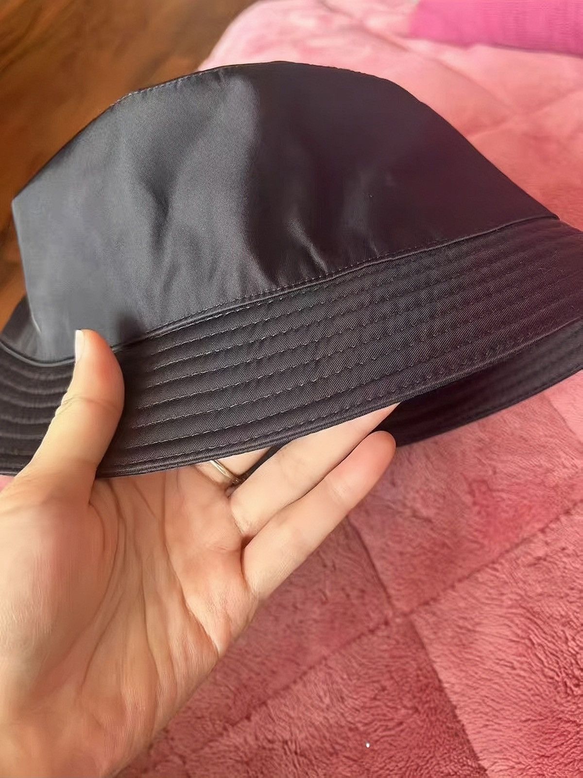 Prada Prada Black Re-Nylon Bucket Hat Size ONE SIZE - 2 Thumbnail