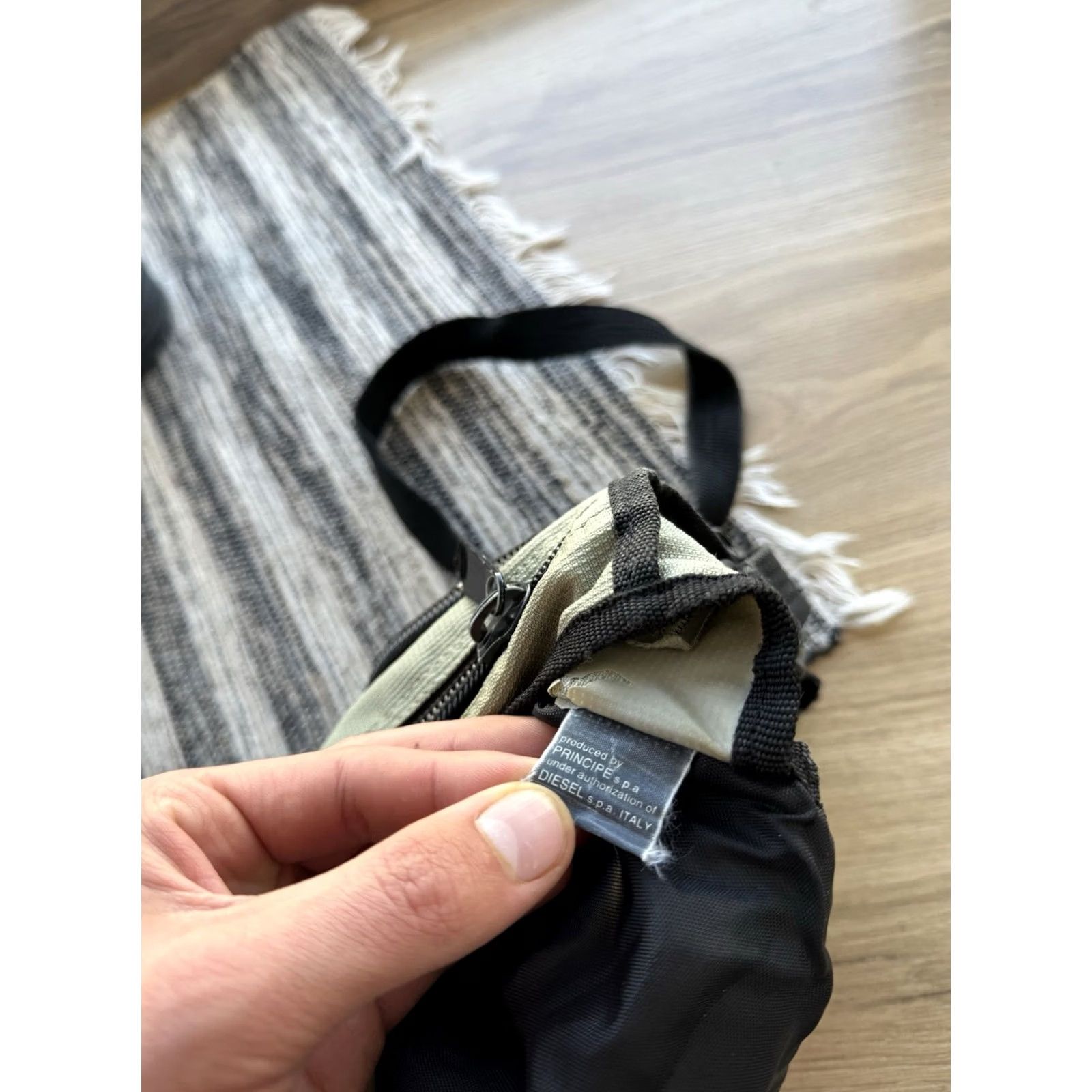 Diesel VINTAGE Diesel Shoulder Crosboddy Messenger Y2K 90s Mini Bag Green Small Mens Size ONE SIZE - 8 Thumbnail