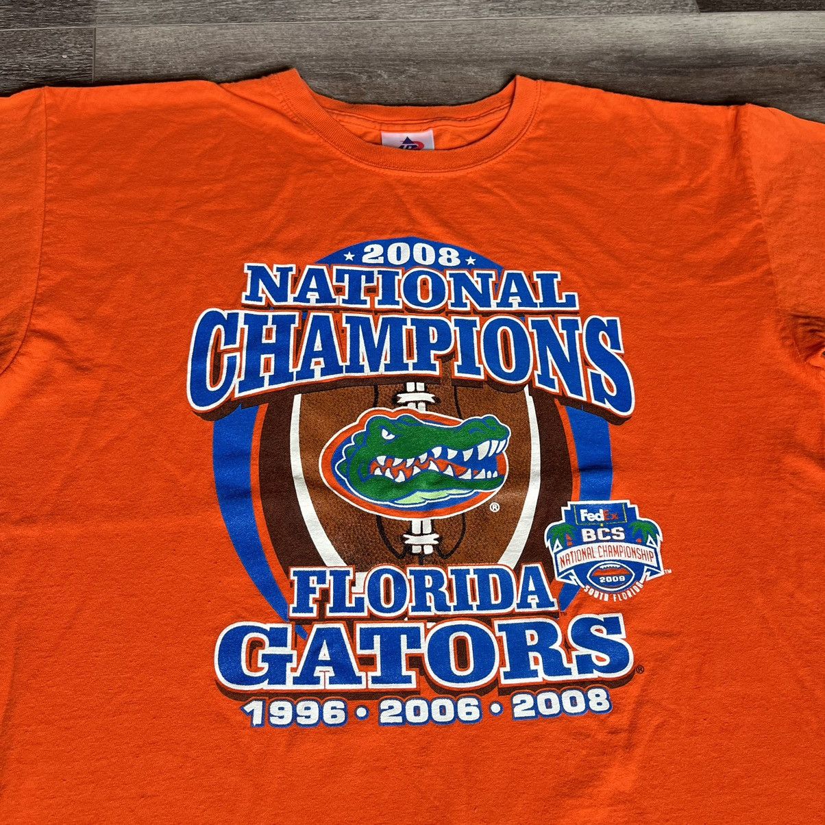 Vintage Vintage 2008 Florida Gators BCS College Football Champs Tee Size US L / EU 52-54 / 3 - 1 Thumbnail
