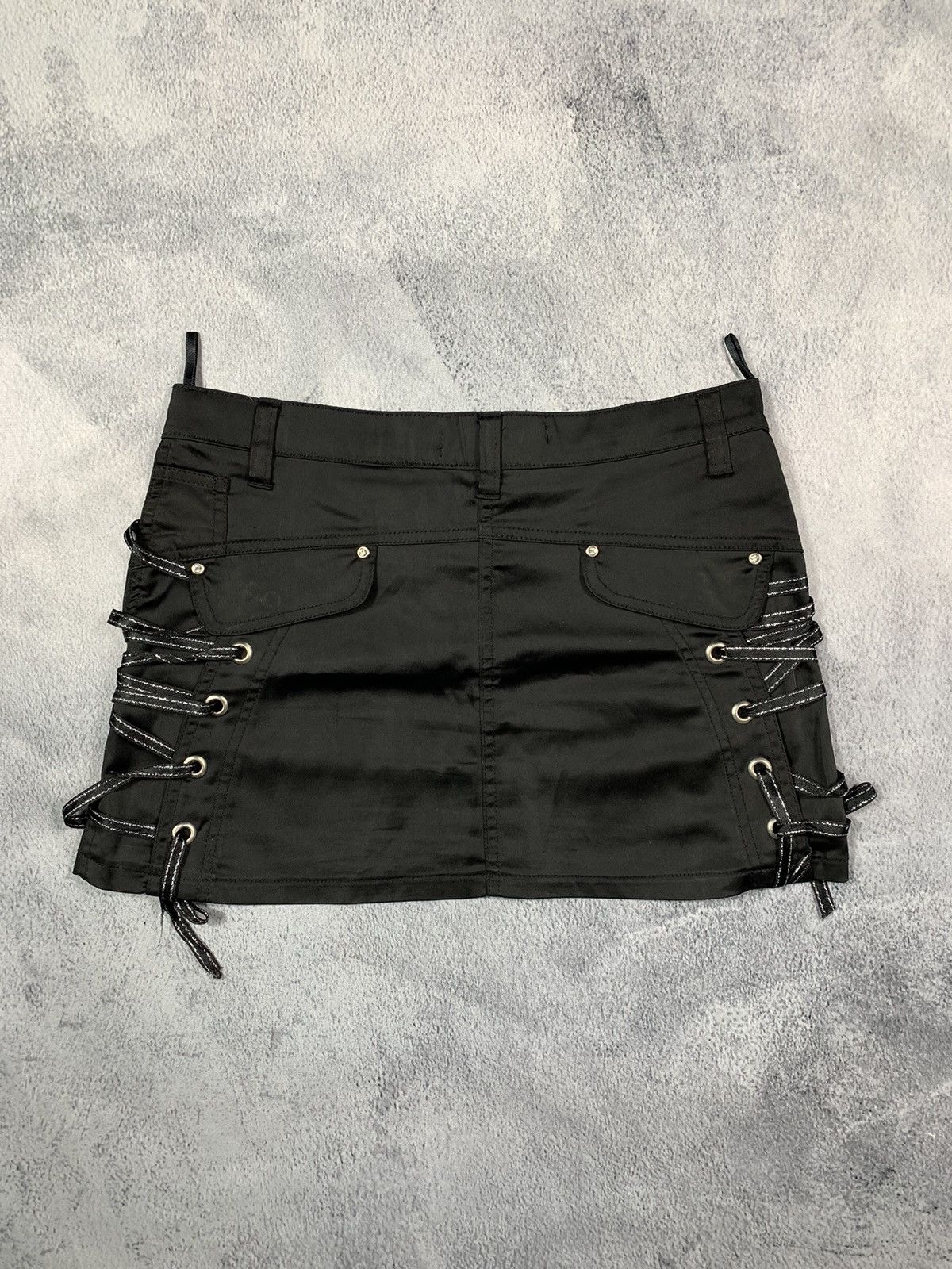 Vintage Vintage Y2K Avant Garde bondage mini skirt opium streetwear Size 30" / US 8 / IT 44 - 8 Thumbnail