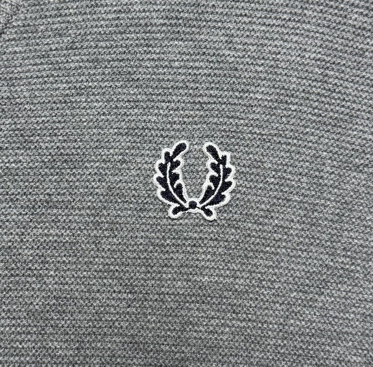 Fred Perry Fred Perry Cotton Knit V-neck Sweater Small Logo Size US XL / EU 56 / 4 - 8 Thumbnail