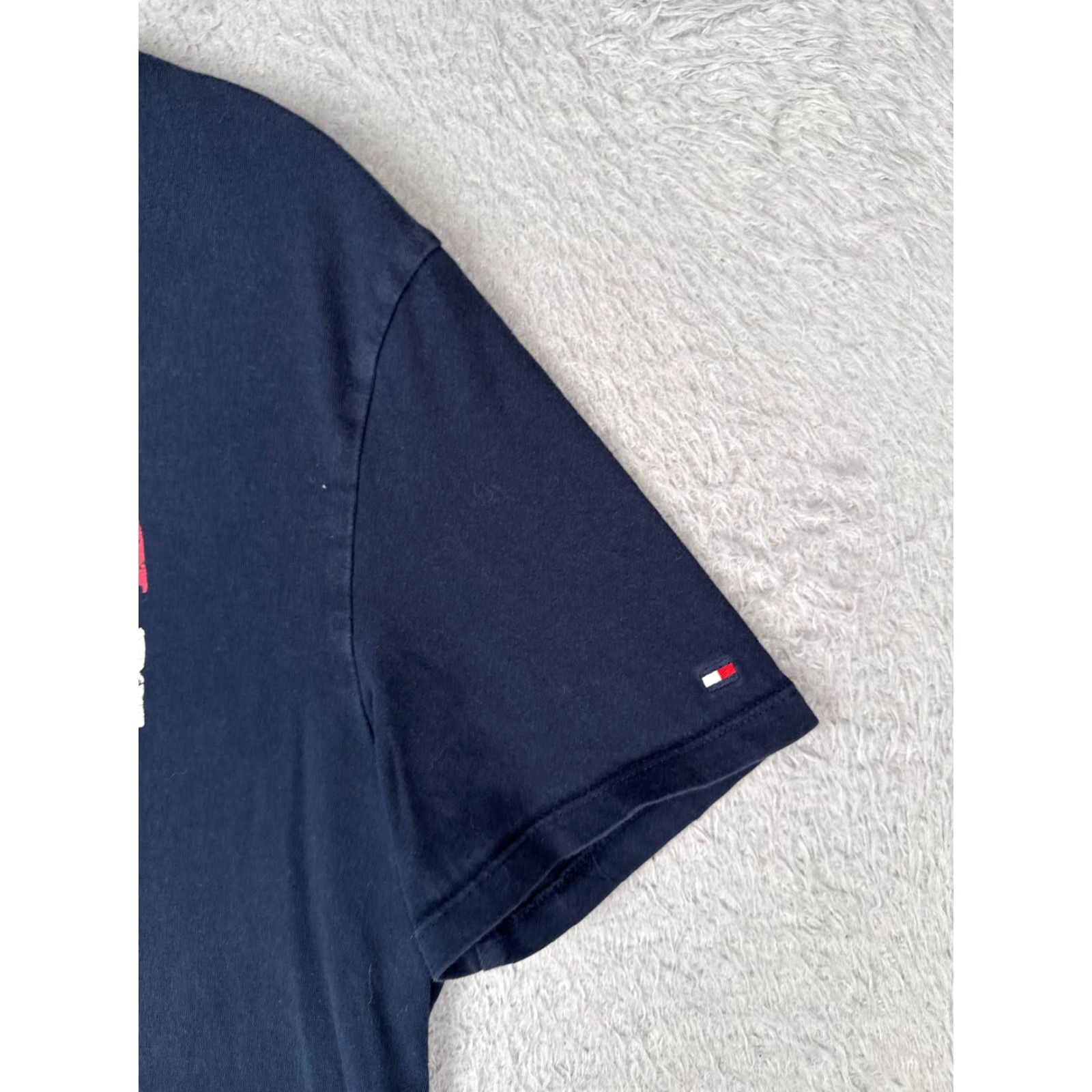 Tommy Hilfiger VINTAGE? No. Tommy Hilfiger Shirt Men S Petite Blue Crew Neck Cotton Blend Short Sleeve Logo Modern Fit Size US S / EU 44-46 / 1 - 2 Thumbnail