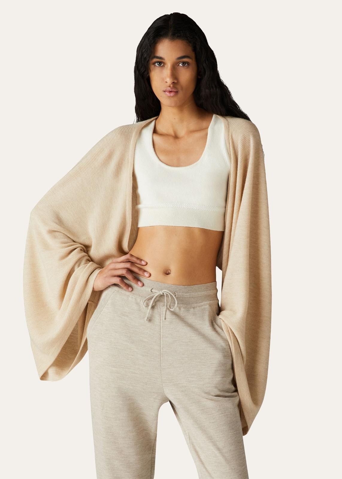 Loro Piana o1srvl11e1124 Cocooning Soft Regular-Fit Knit Shrug in Beige Size XS / US 0-2 / IT 36-38 - 4 Thumbnail