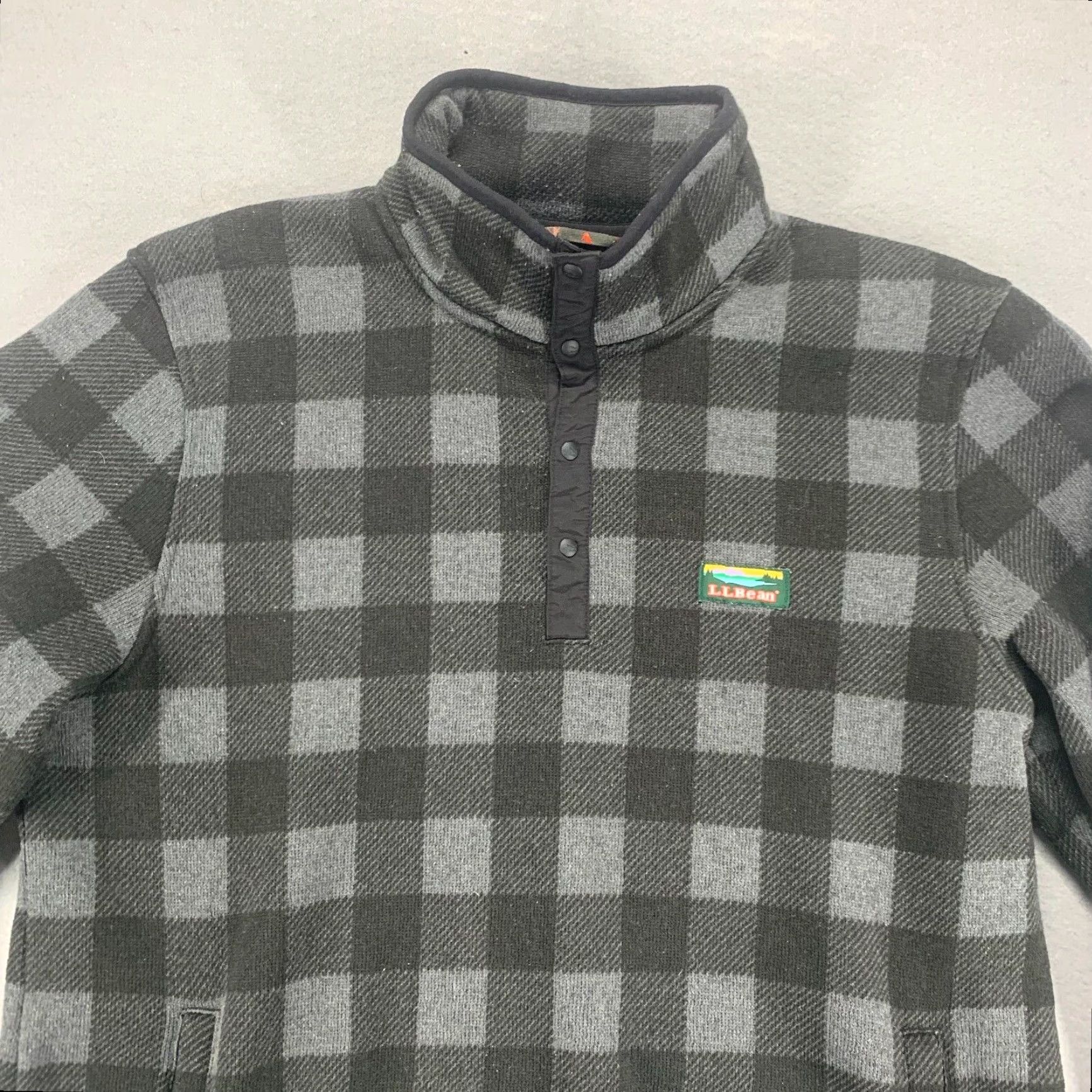 Vintage L.L. Bean Sweatshirt Mens Large Regular Black Check Snap Button Slightly Fitted Size US L / EU 52-54 / 3 - 3 Thumbnail