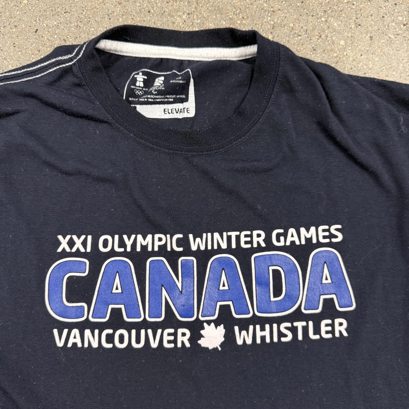 Designer XXI Olympic Winter Games Vancouver Canada T-Shirt 2010 L Size US L / EU 52-54 / 3 - 2 Thumbnail