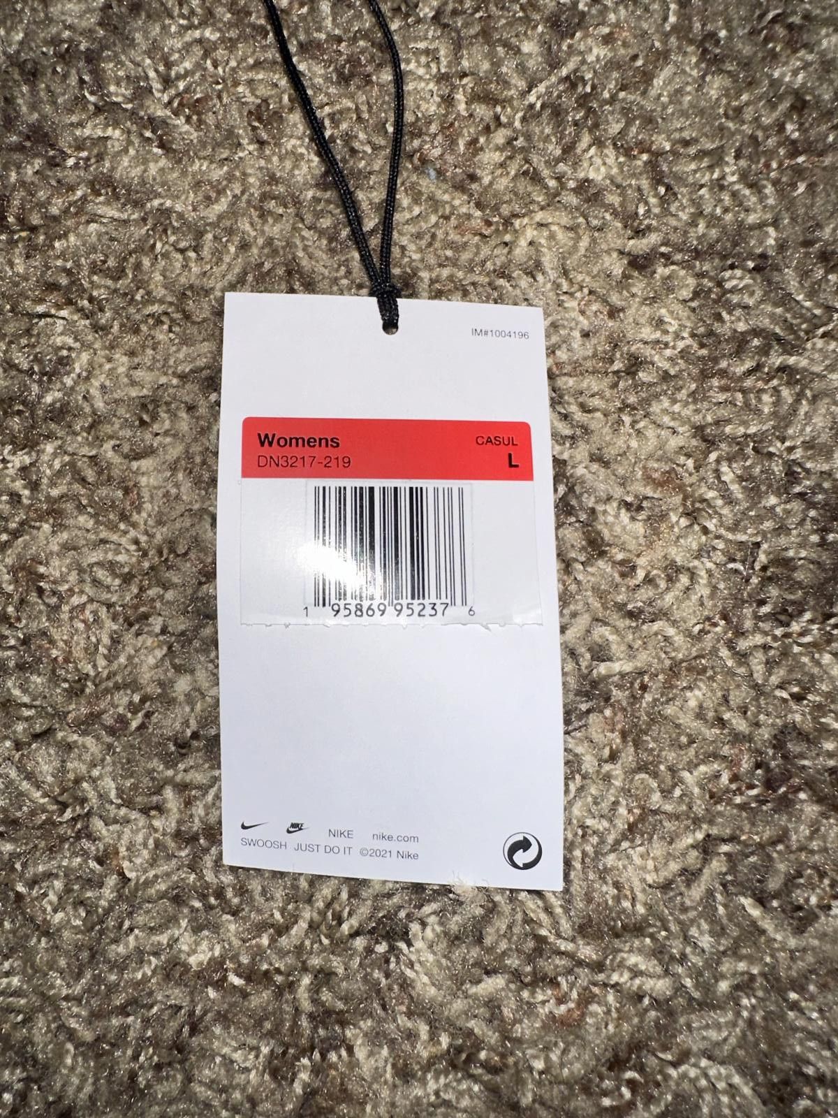 Nike Nike x Jacquemus Le Short Off-White Size 36" / US 14 / IT 50 - 8 Thumbnail