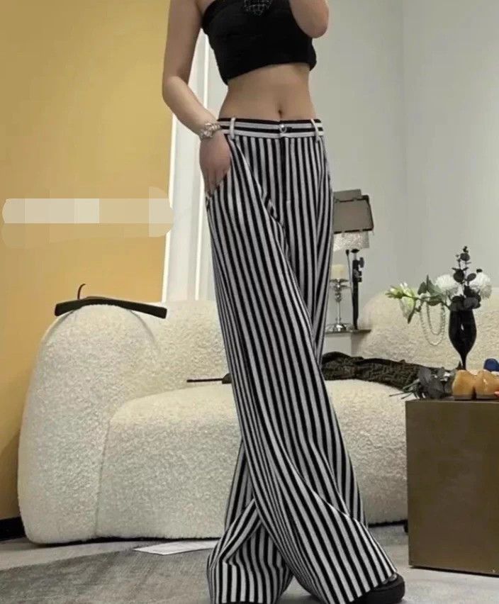 Chanel CHANEL black and white stripe pants 40 Size 28" / US 6 / IT 42 - 1 Thumbnail