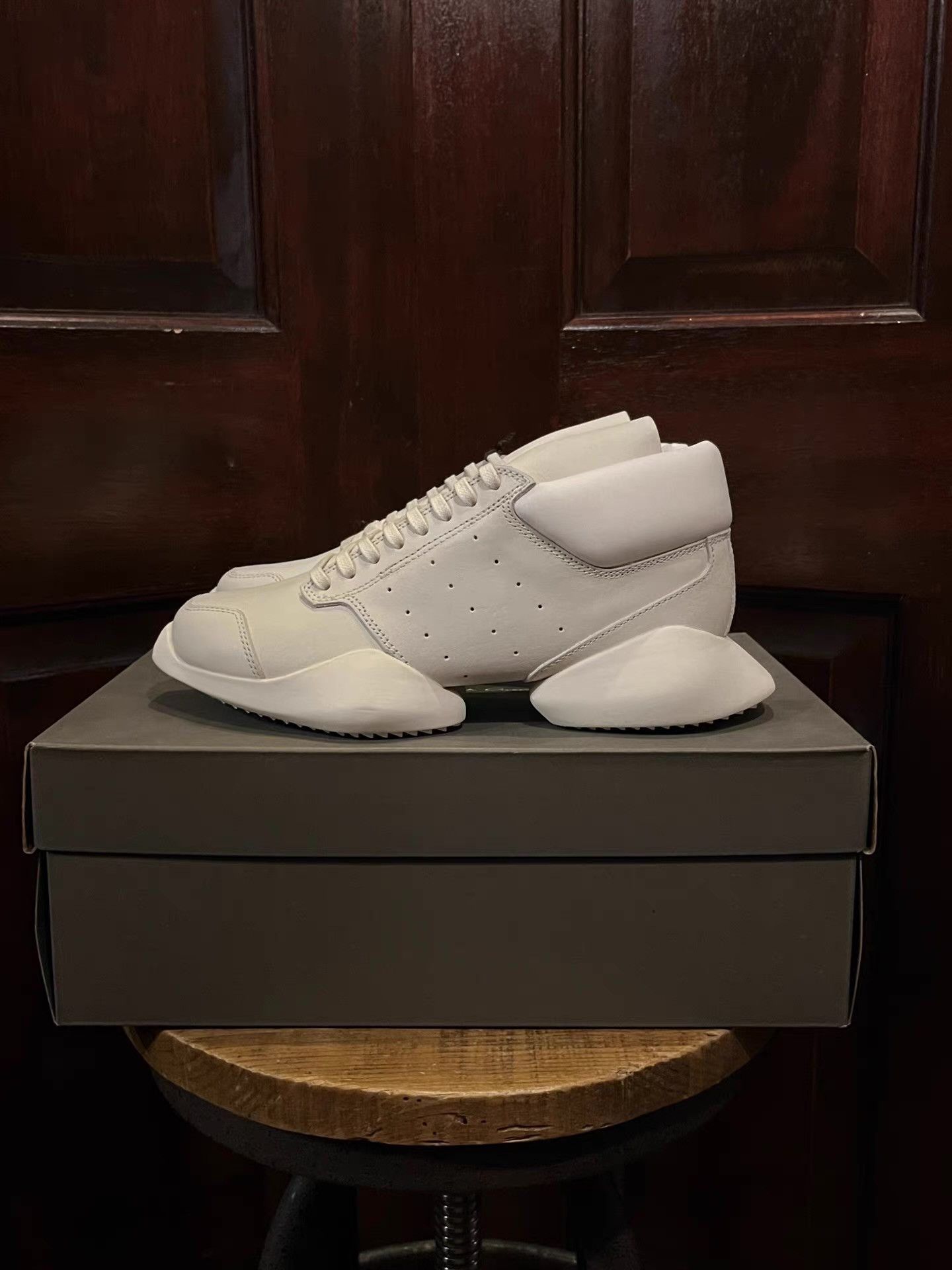 Rick Owens RICK OWENS x ADIDAS Classic Runner Hoof‑Toe Sneakers Ｑ25 Size US 5.5 / EU 38 - 3 Thumbnail