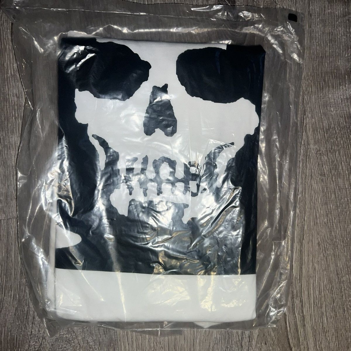 Number (N)ine × Supreme Supreme Number Nine Manson Tee White Size: XL Size US XL / EU 56 / 4 - 6 Thumbnail