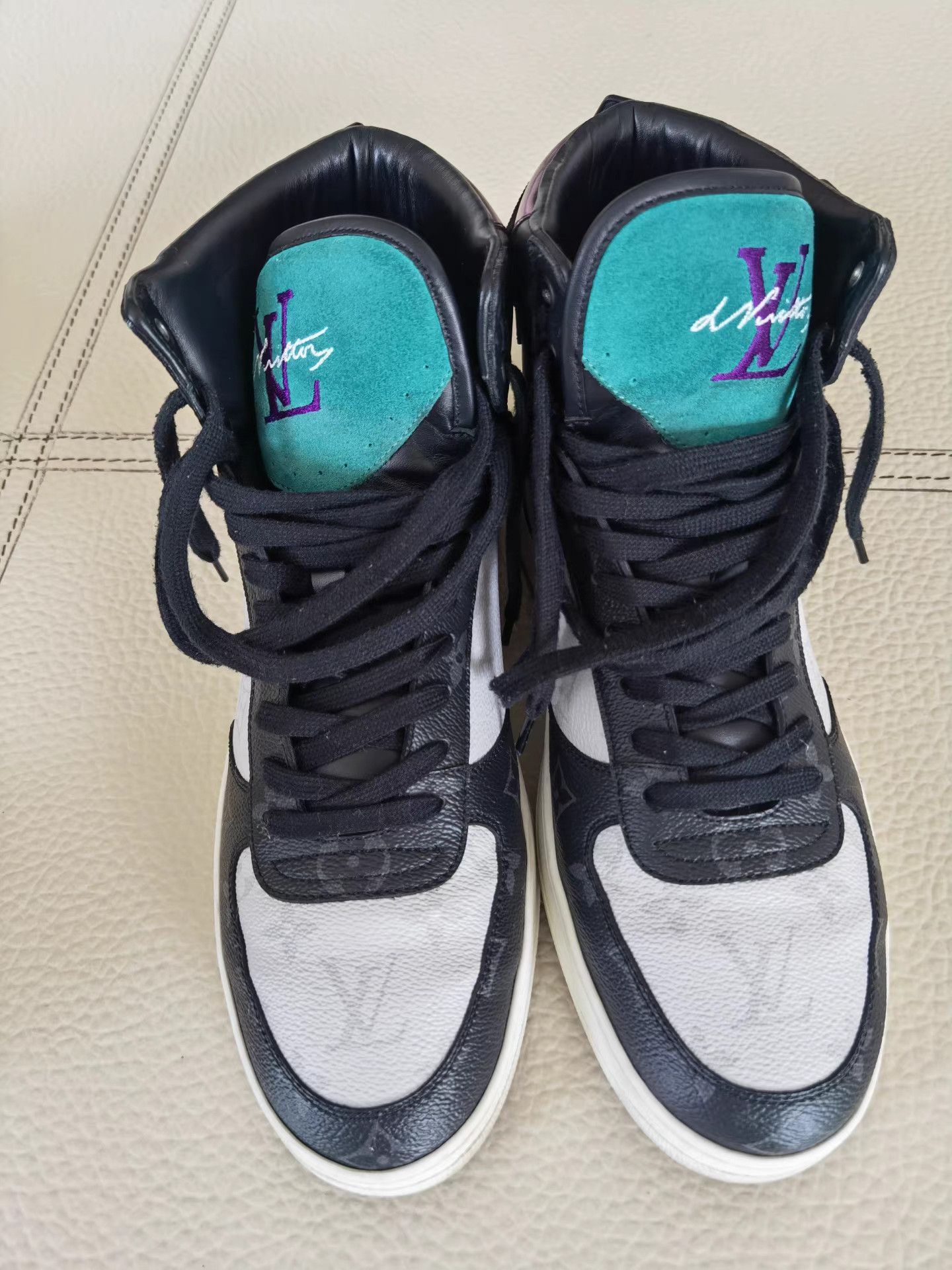 Louis Vuitton LV High-Top Sneakers K17 Size US 9 / EU 42 - 2 Thumbnail