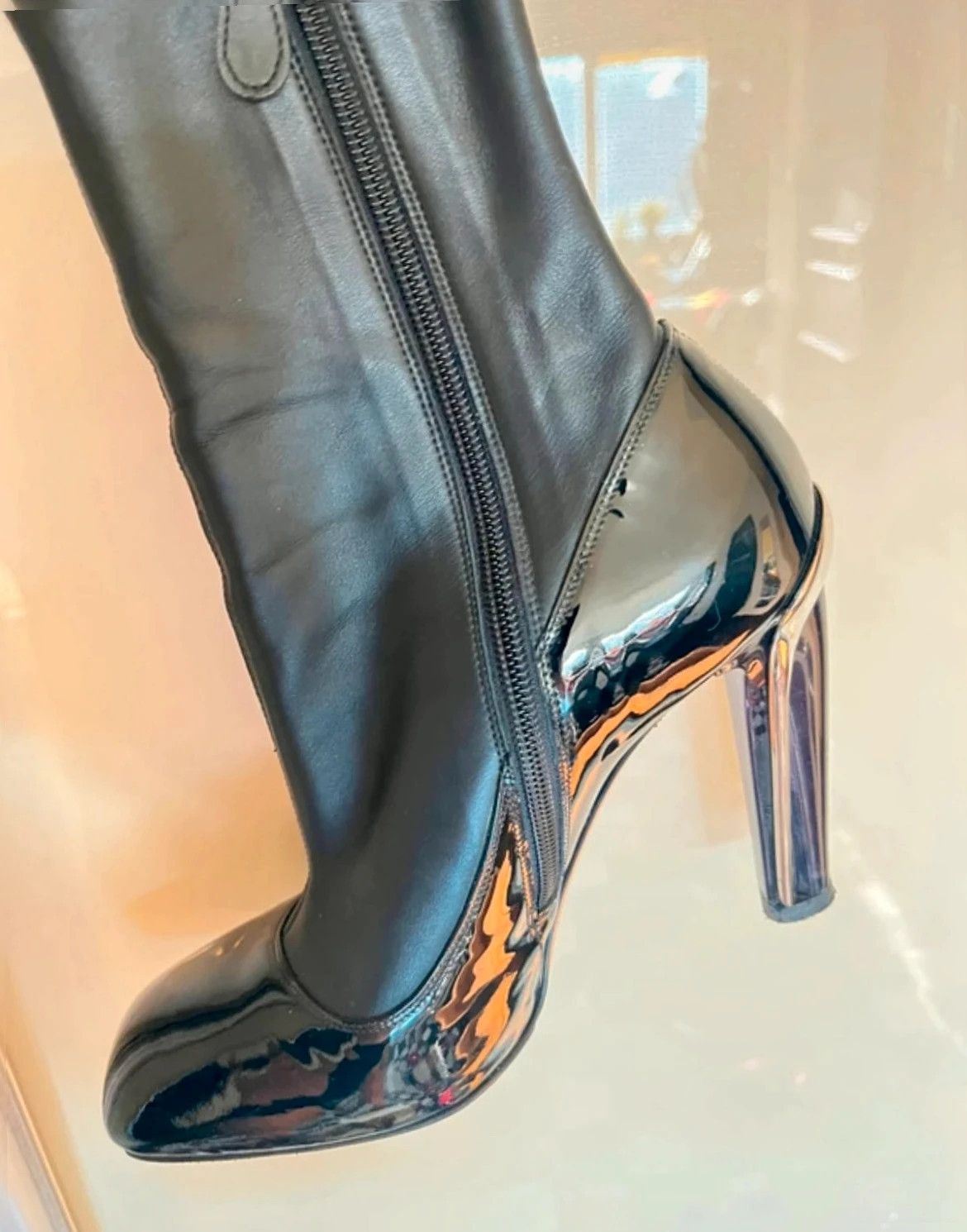Alexander McQueen Alexander McQueen heels mcq luxury boots Leather Size US 7 / IT 37 - 3 Thumbnail