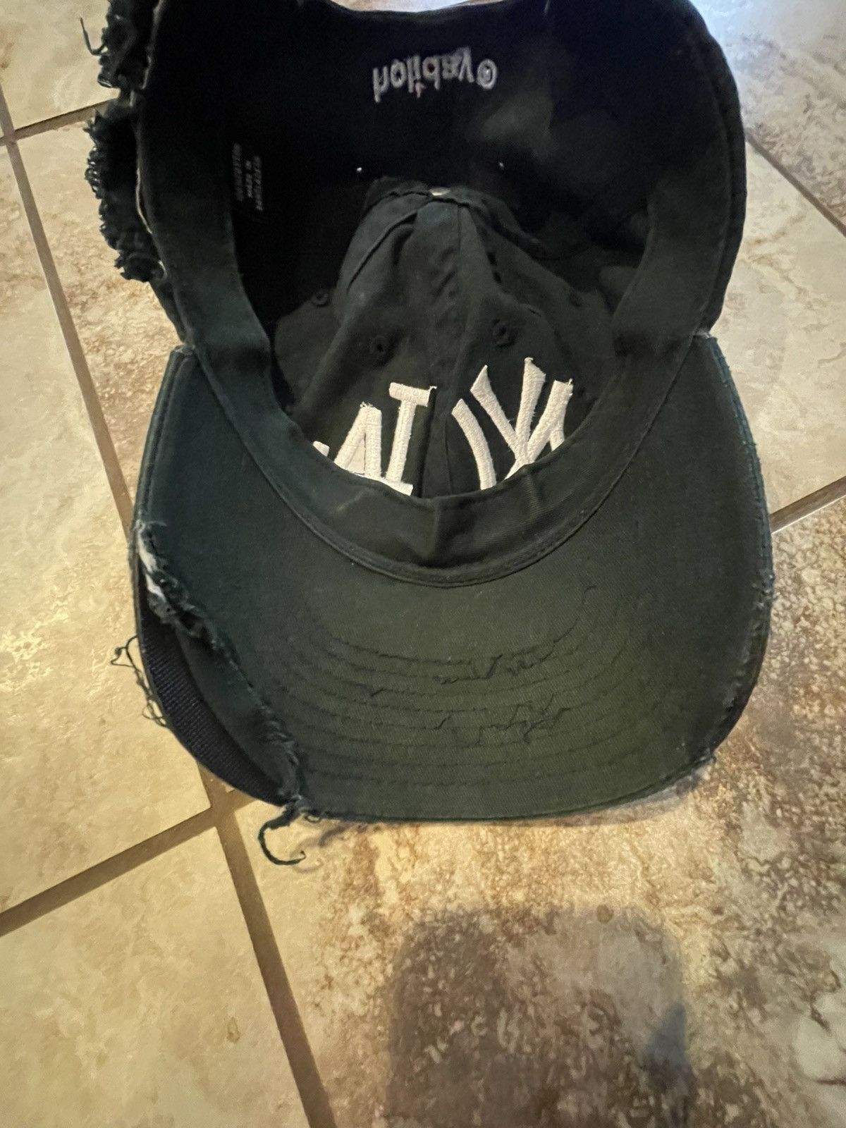 Holiday Brand Holiday NY LA Hat Size ONE SIZE - 5 Thumbnail