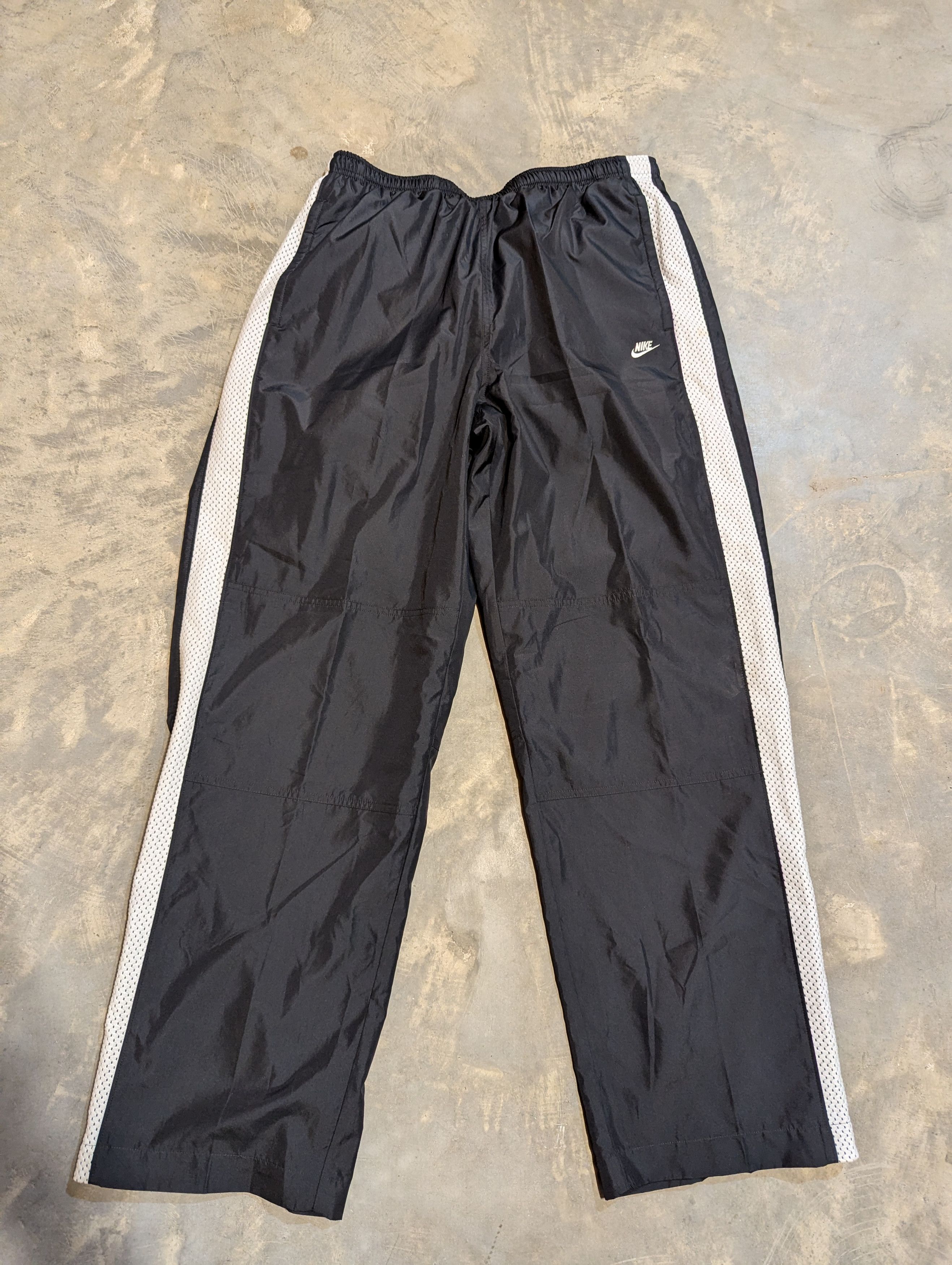 Nike Vintage Nike Pants Size US 36 / EU 52 - 1 Thumbnail