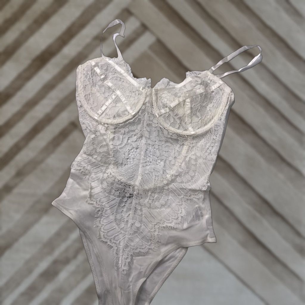 Vintage Bardot Bodysuit in WHITE Size 4 XS NEW With Tags One Piece Women Lingerie Size S / US 4 / IT 40 - 1 Thumbnail