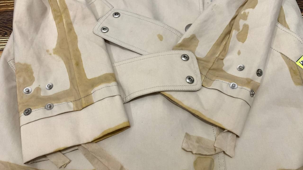 Louis Vuitton LOUIS VUITTON Paris Beige Cup Coat Distressed Size M / US 6-8 / IT 42-44 - 15 Thumbnail