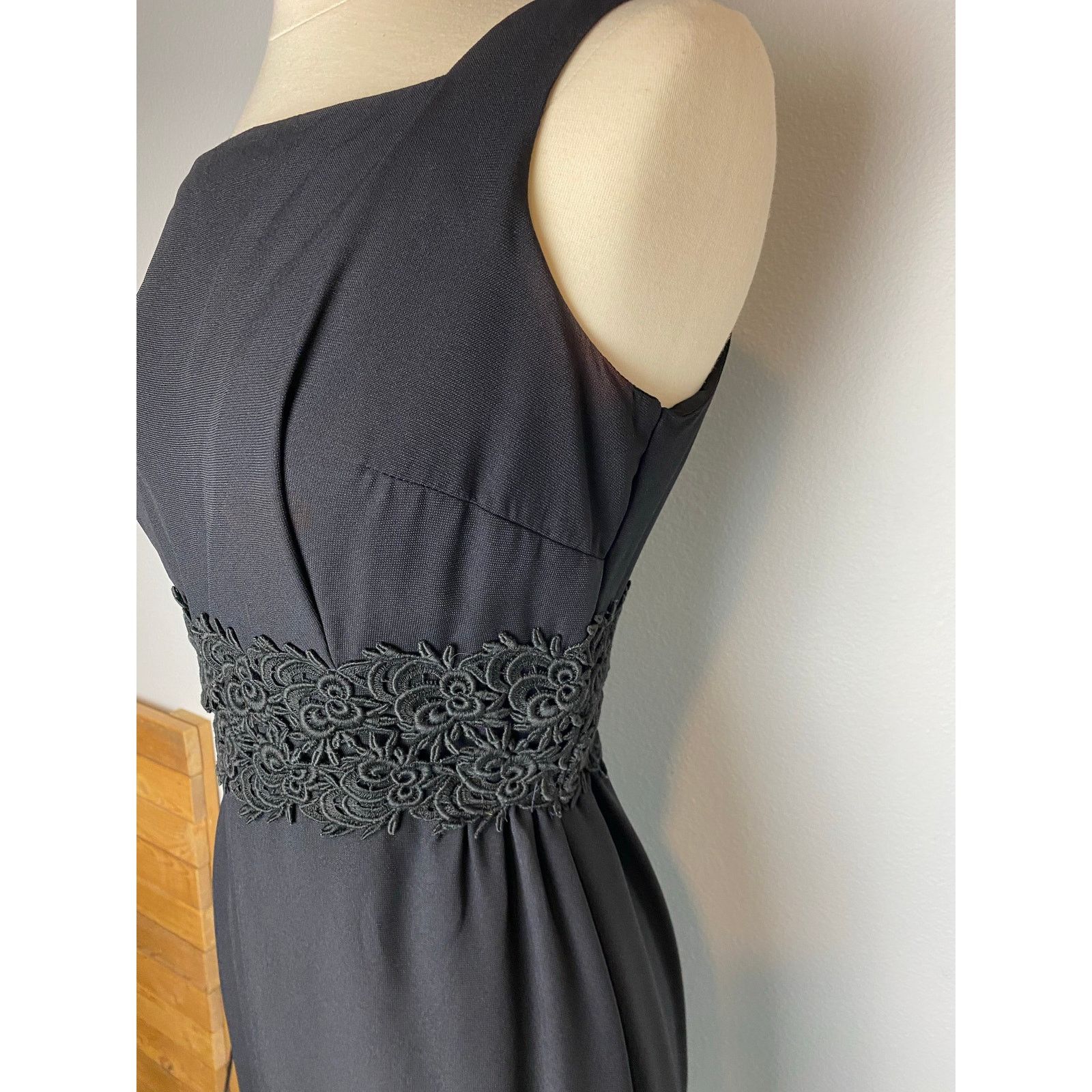 Vintage Vintage 1960 Vicky Vaughn Jr Black Sheath Party Dress, Sz 6 Size M / US 6-8 / IT 42-44 - 4 Thumbnail