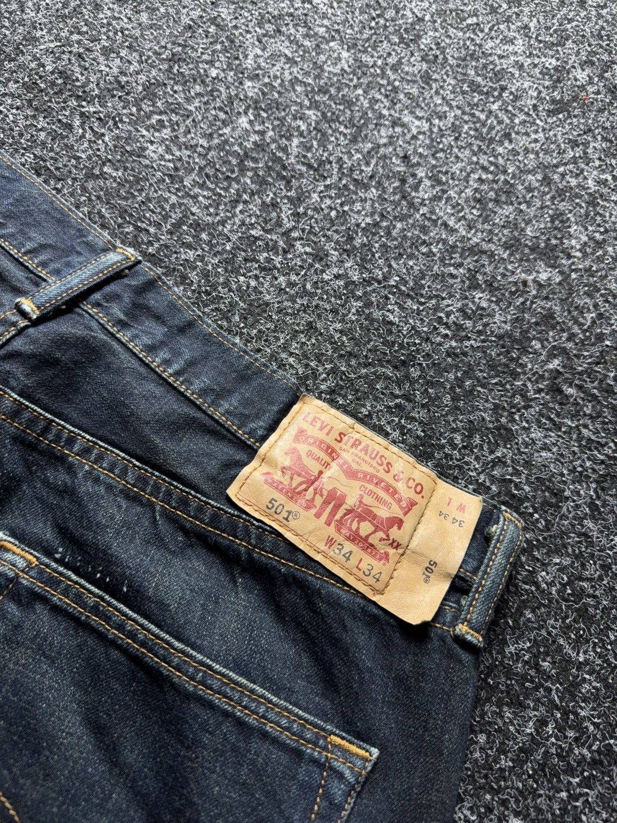 Levi's 00s Y2K USA Levi’s 501 Dark Wash Straight Leg Jeans W34 Size US 34 / EU 50 - 13 Thumbnail