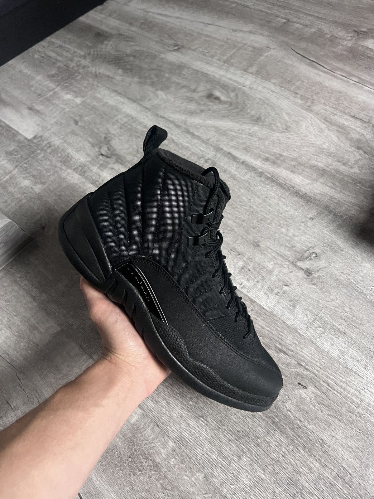 Nike Nike Air Jordan 12 Retro Winterized Black Size US 8 / EU 41 - 2 Thumbnail