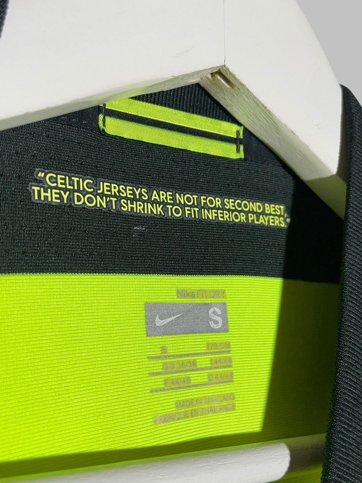 Nike × Vintage Celtic FC Nike 2009/10 Away Vintage Football Long Sleeve Size US S / EU 44-46 / 1 - 12 Thumbnail