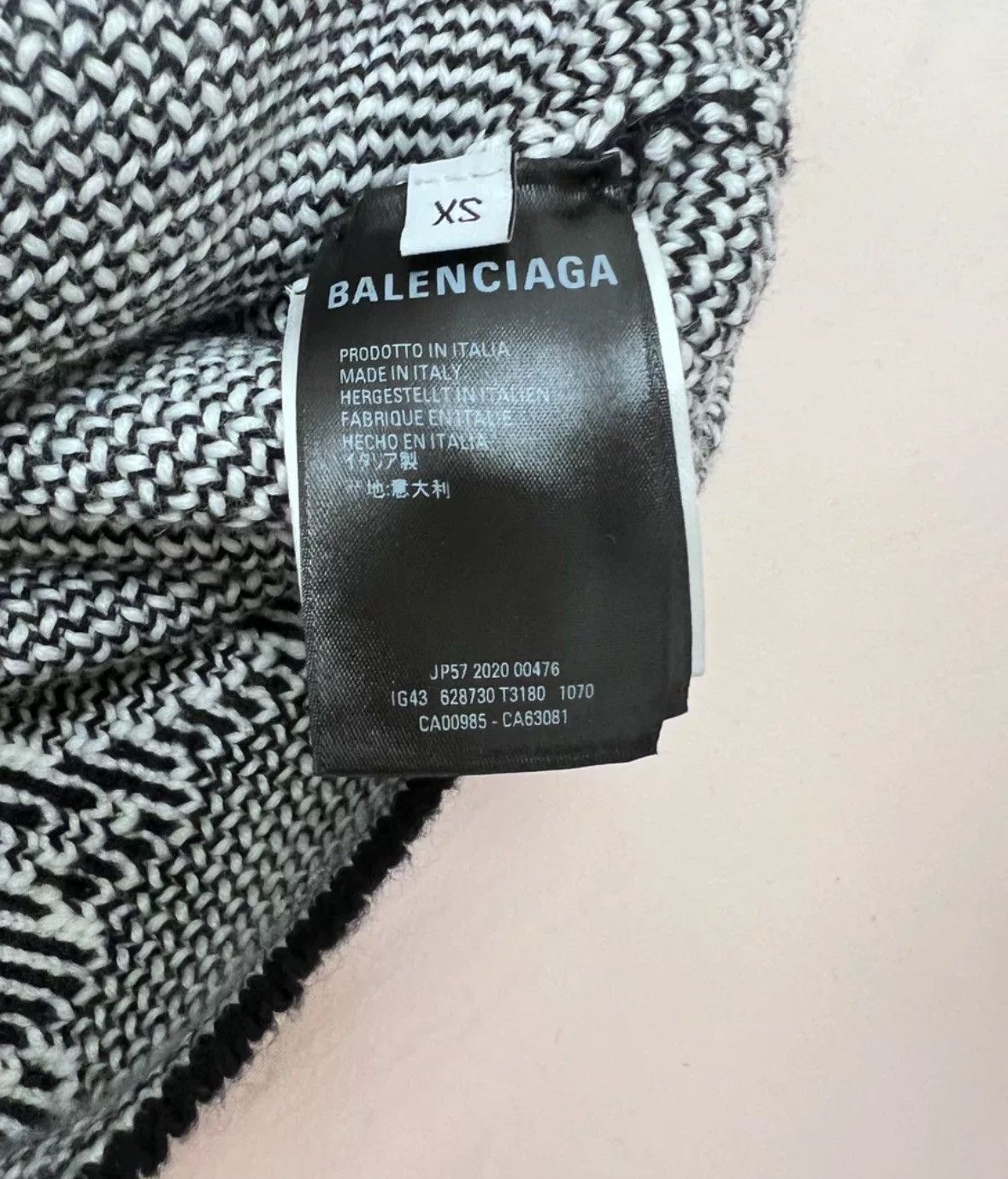 Balenciaga Balenciaga sweater2412-Nextarrow Size US XS / EU 42 / 0 - 6 Thumbnail