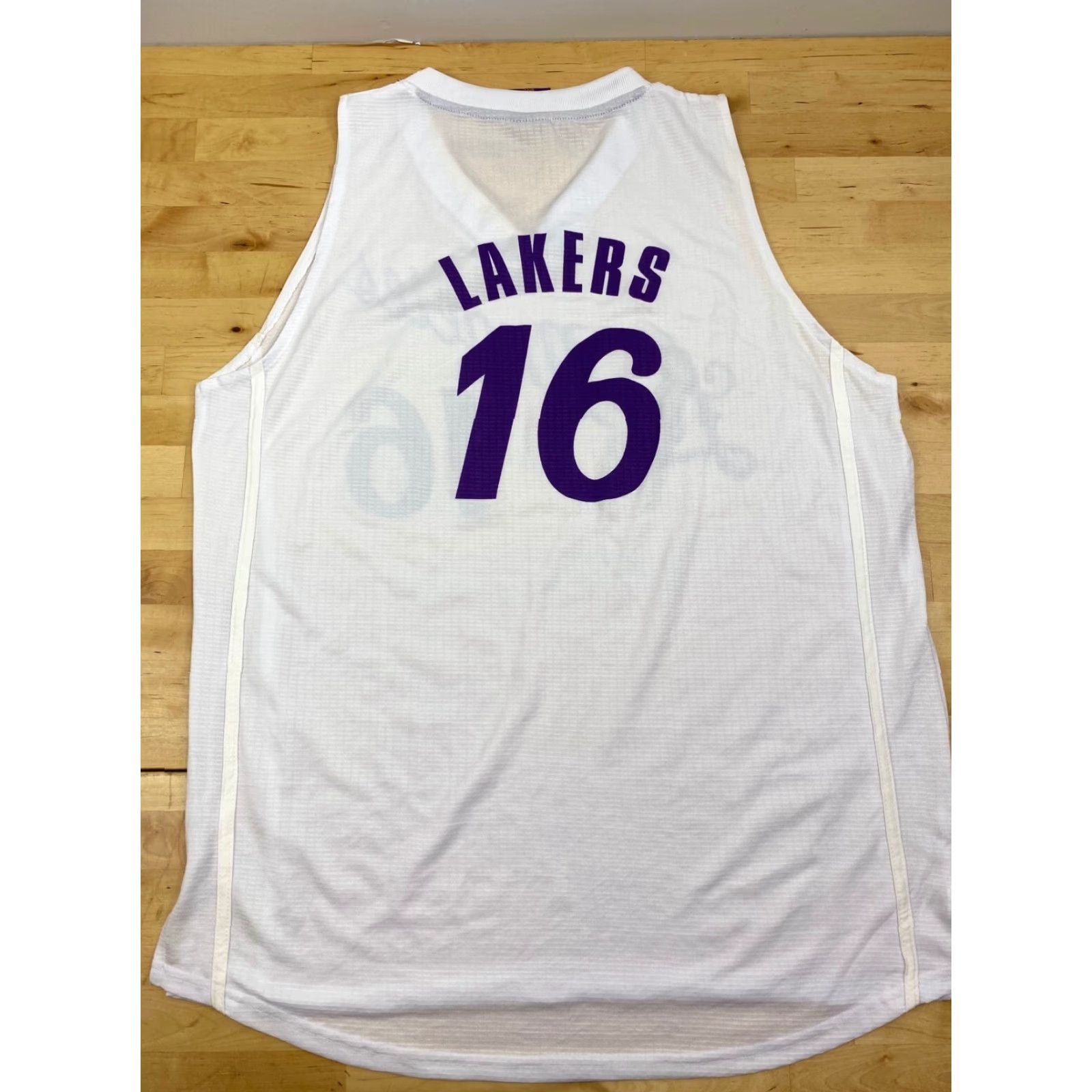 Vintage VINTAGE Los Angeles Lakers Jersey Tank Men's XL White Basketball Pullover Sleeveless 100% Polyester Size US XL / EU 56 / 4 - 2 Thumbnail
