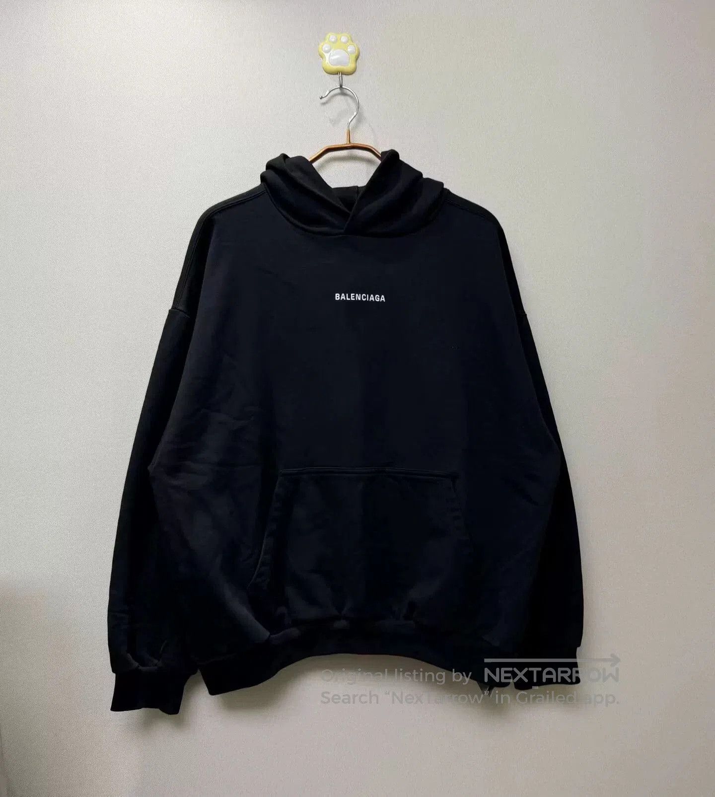 Balenciaga balenciaga black embroidered sweatshirt for men. Size US M / EU 48-50 / 2 - 1 Thumbnail