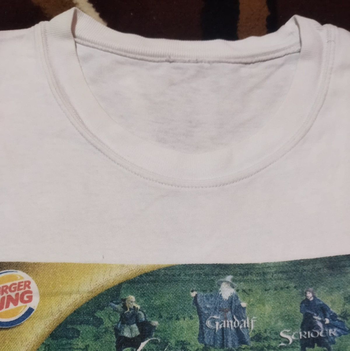 Vintage Vintage The Lord of the Rings Movie Promo Tee Size US L / EU 52-54 / 3 - 3 Thumbnail