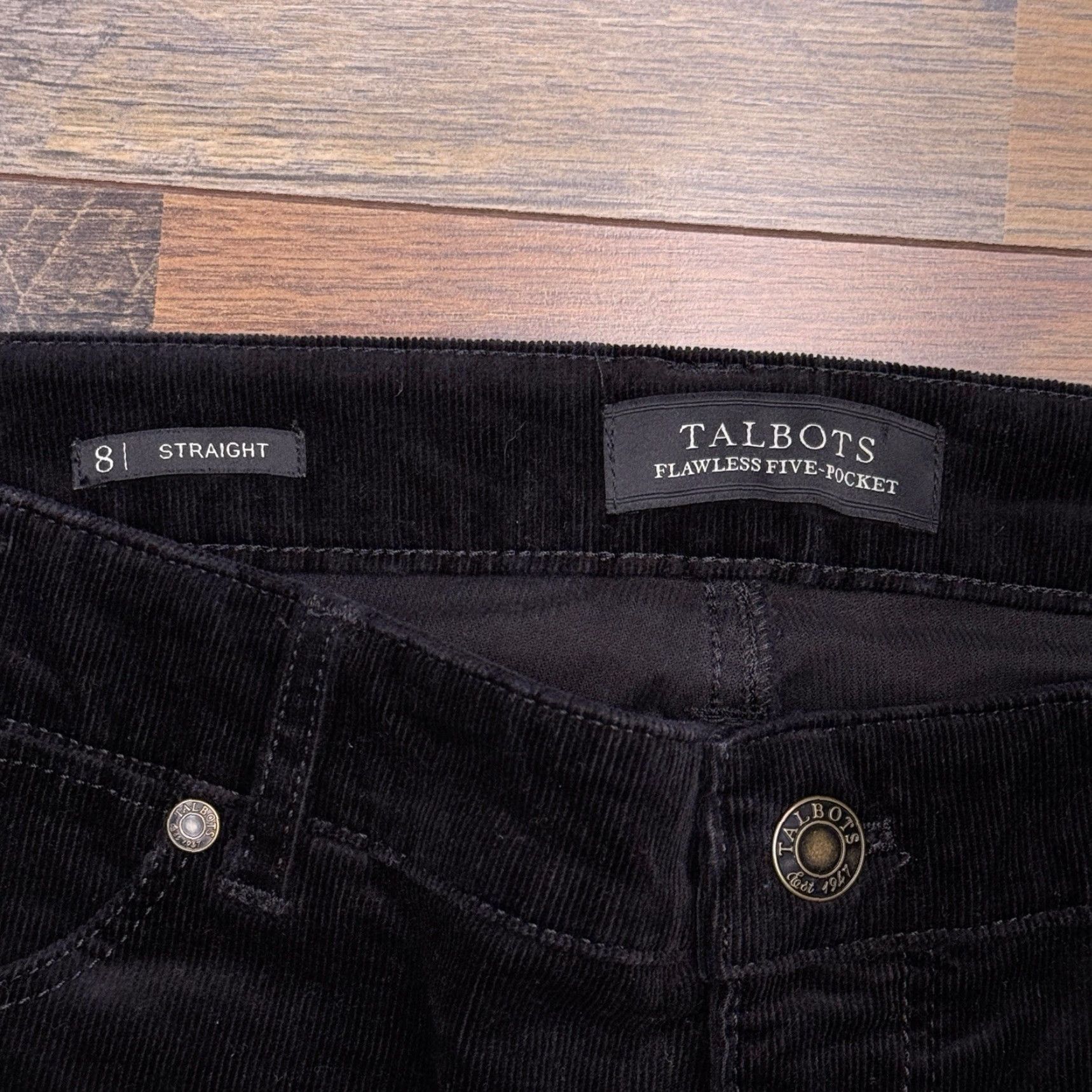Talbots Talbots Jeans Straight Womens 8 Black Corduroy 5-Pocket Stretch Flawless Modern, Regular, Dark Wash Size 30" / US 8 / IT 44 - 4 Thumbnail