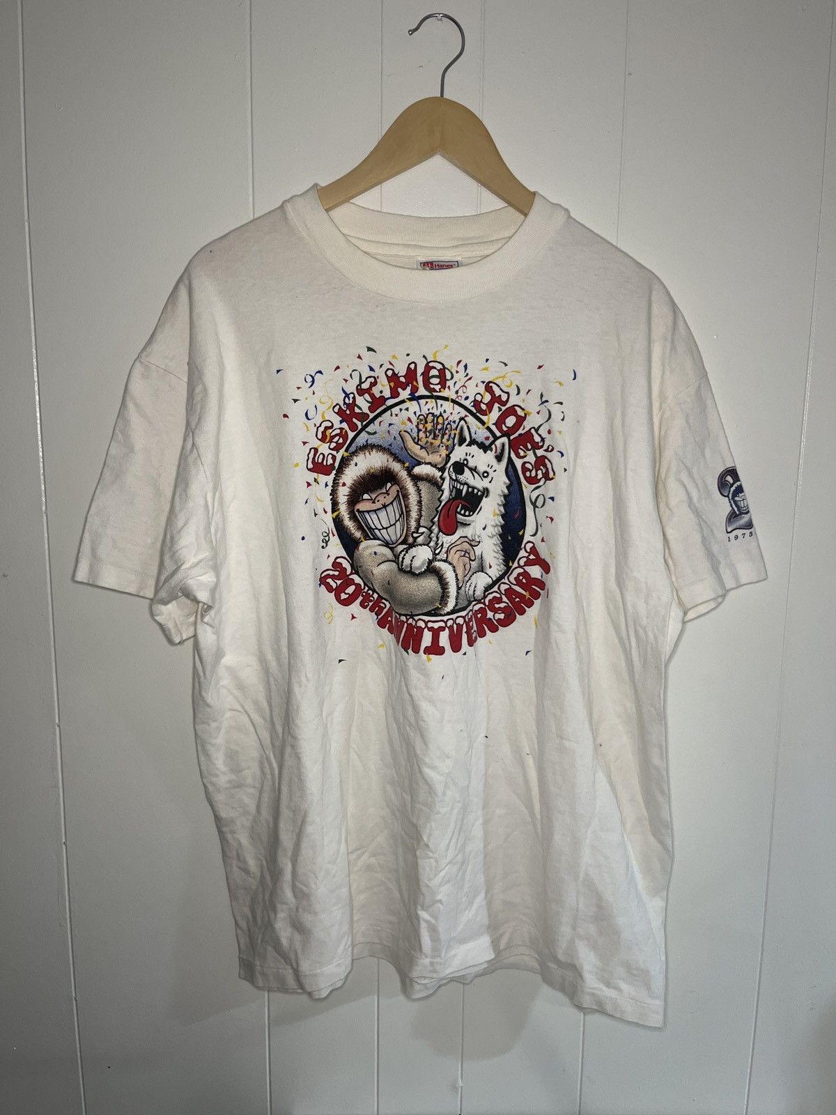 Vintage eskimo Jones 20th anniversary Vintage T-shirt Size US XL / EU 56 / 4 - 1 Thumbnail