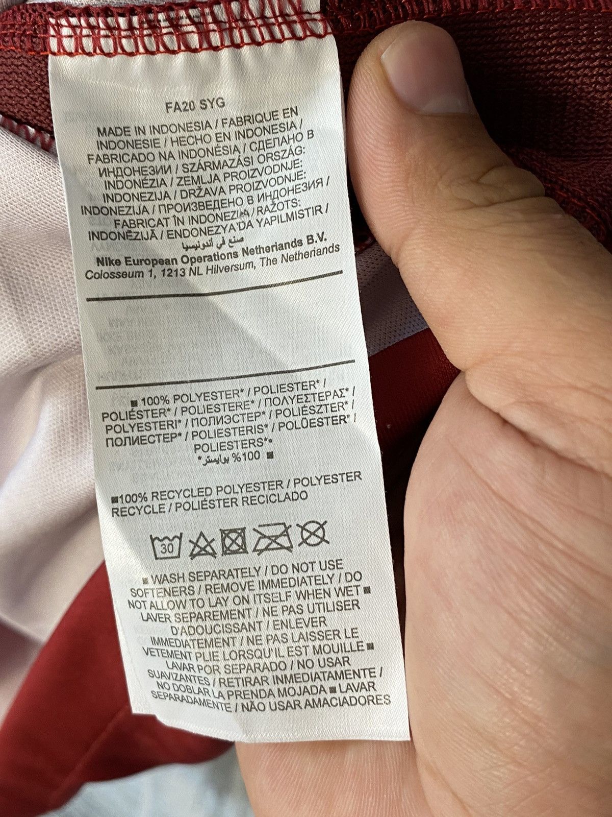 Nike 2020 Nike Roma Home Soccer Jersey Qatar Airways Size US M / EU 48-50 / 2 - 6 Thumbnail
