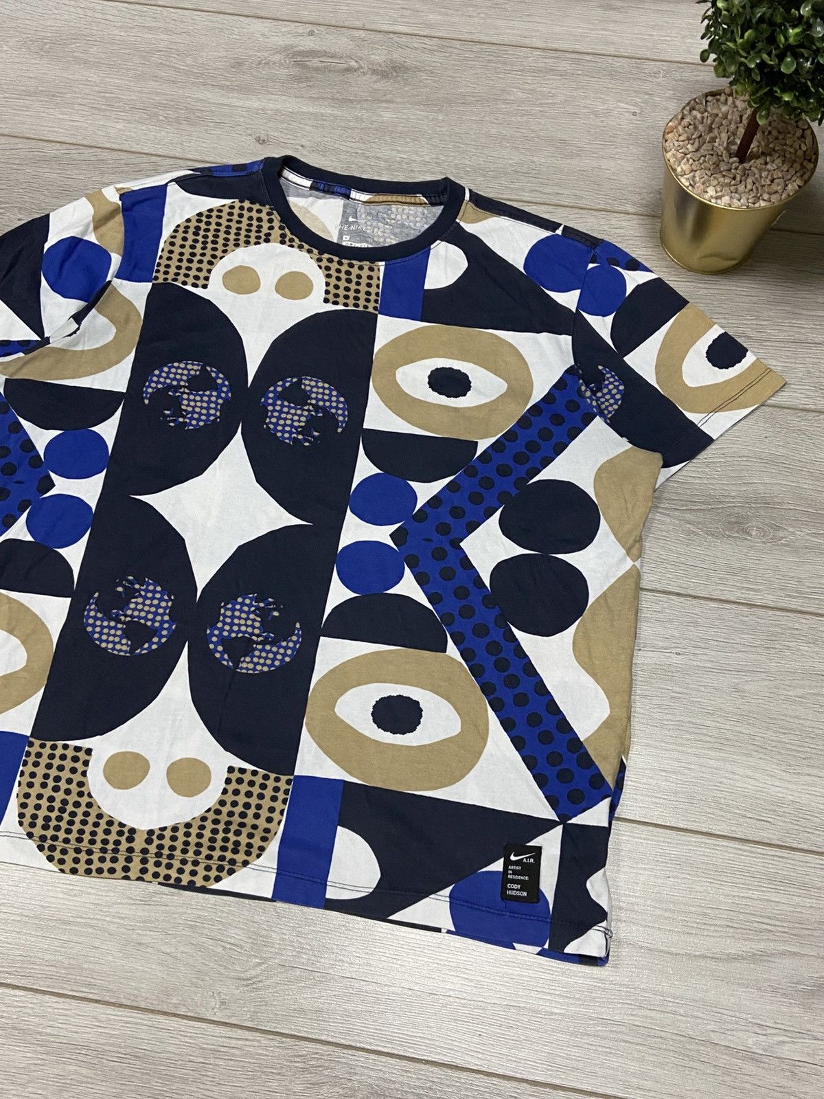Nike NIKE RARE CODY HUDSON over print vintage t-shirt abstract Size US XL / EU 56 / 4 - 3 Thumbnail