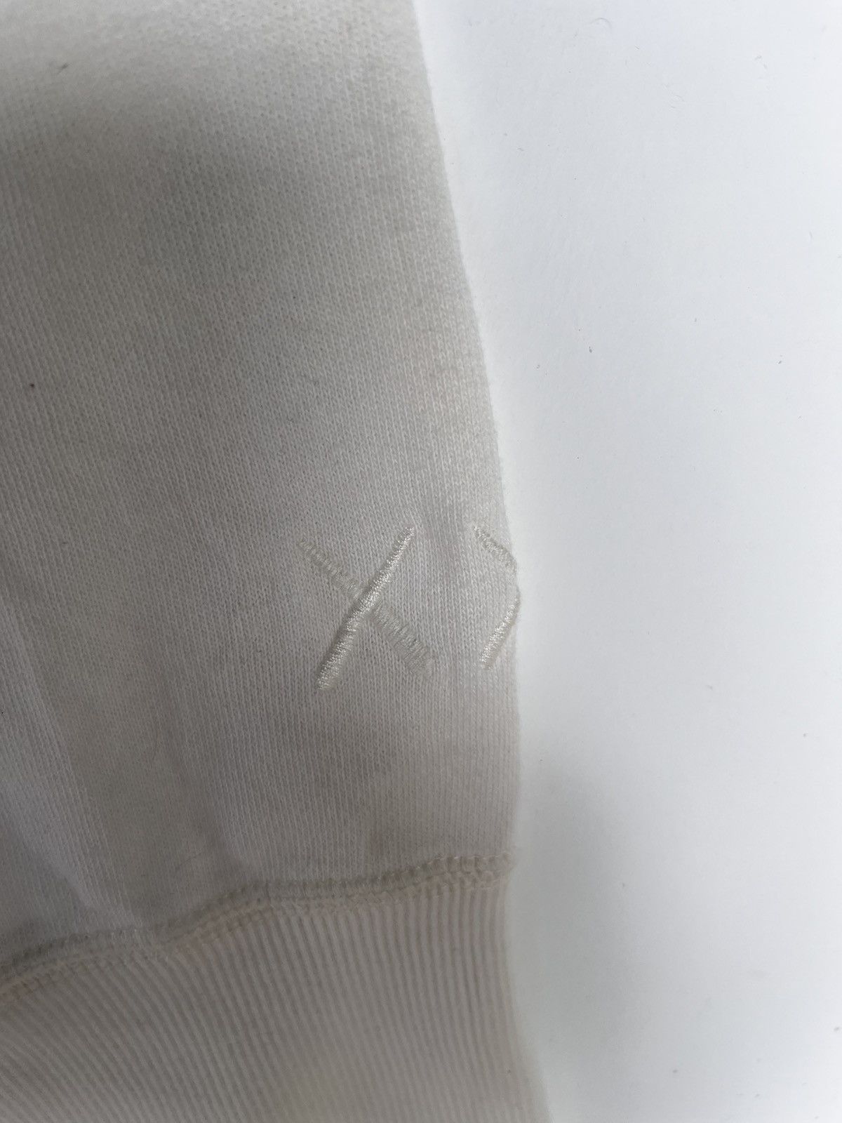 Japanese Brand Uniqlo x Sesame Street x kaws Sweatshirt Size US M / EU 48-50 / 2 - 4 Thumbnail