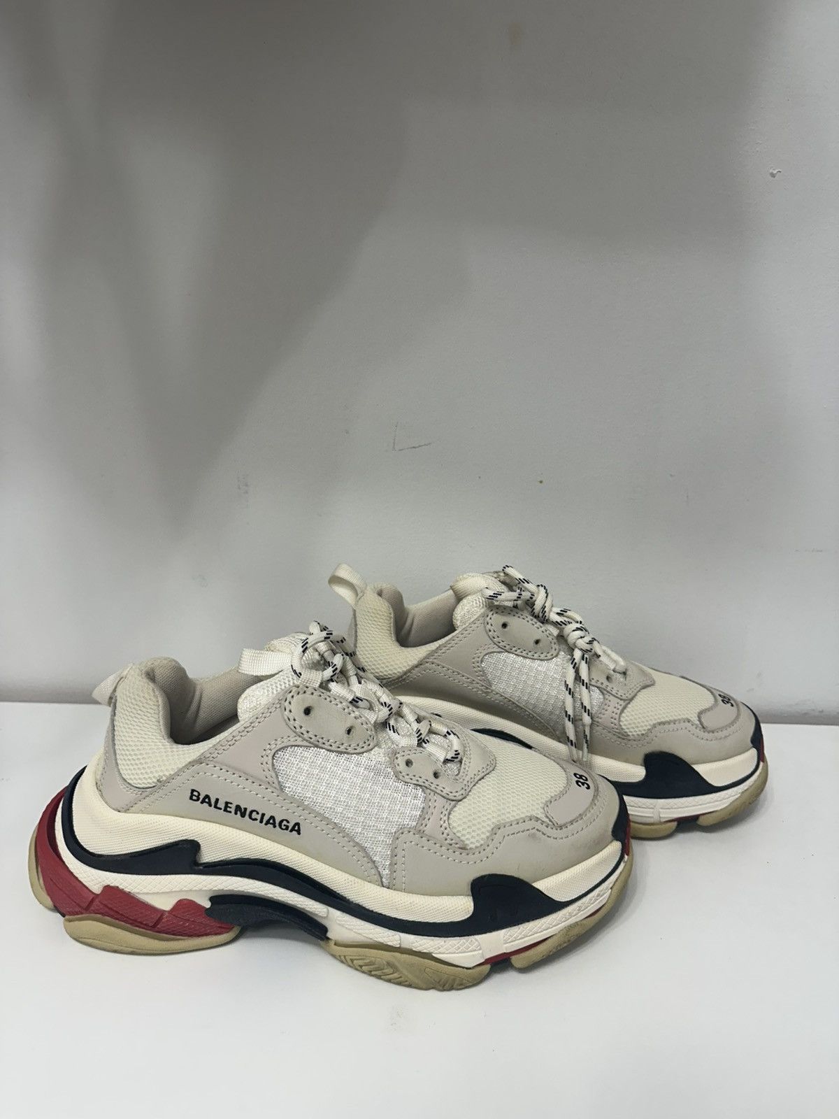 Balenciaga Balenciaga Triple S Size US 6 / EU 39 - 2 Thumbnail