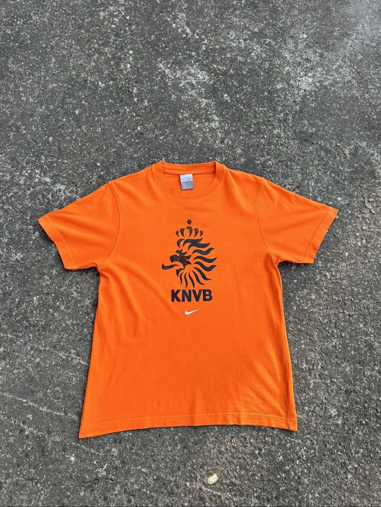 Nike Vintage Nike KNVB T-Shirt Nederland Size US M / EU 48-50 / 2 - 1 Thumbnail