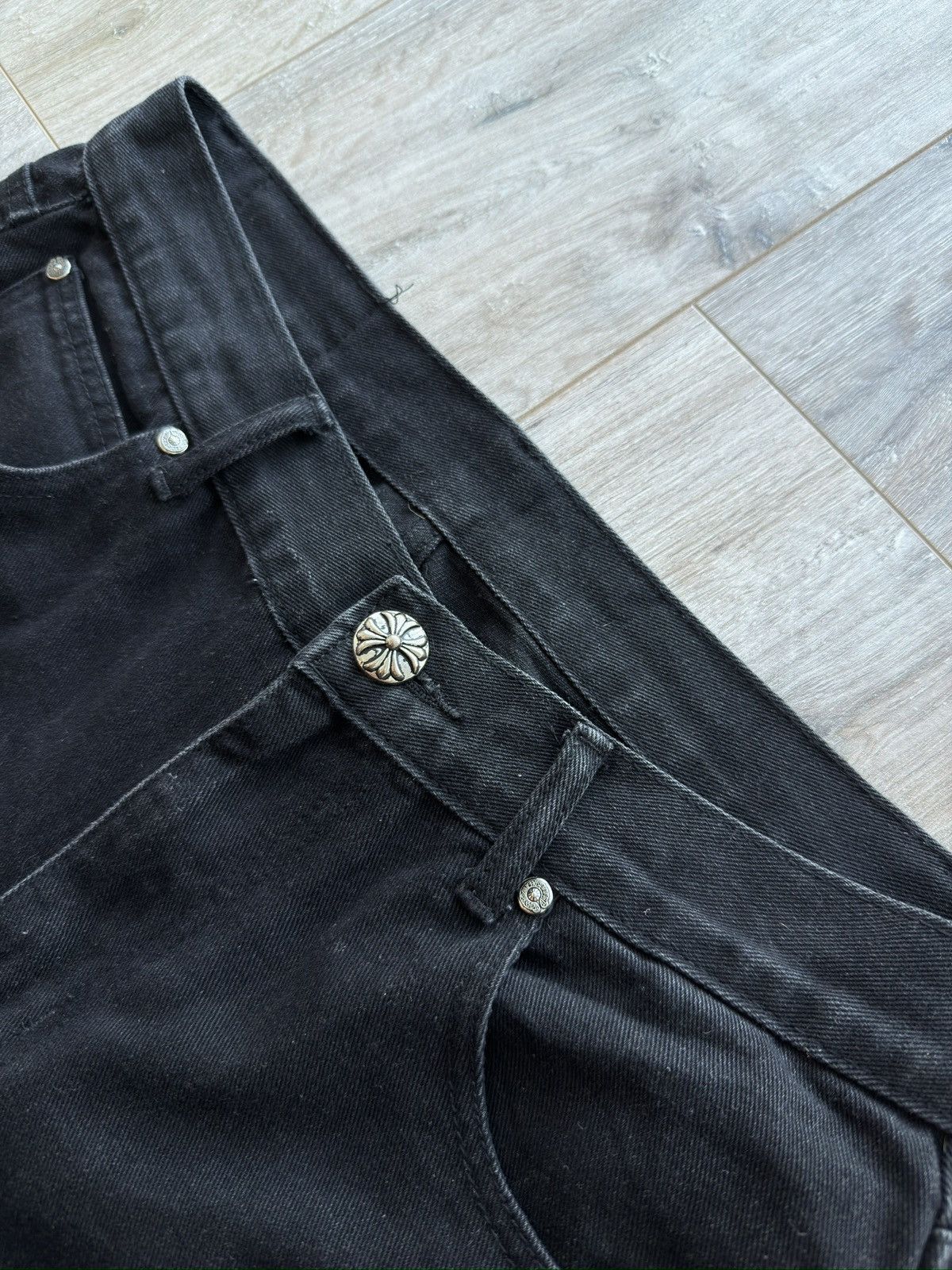 Other Gothic Chrome Patch Jeans Heards Y2K Streetwear Distressed Size US 33 - 13 Thumbnail