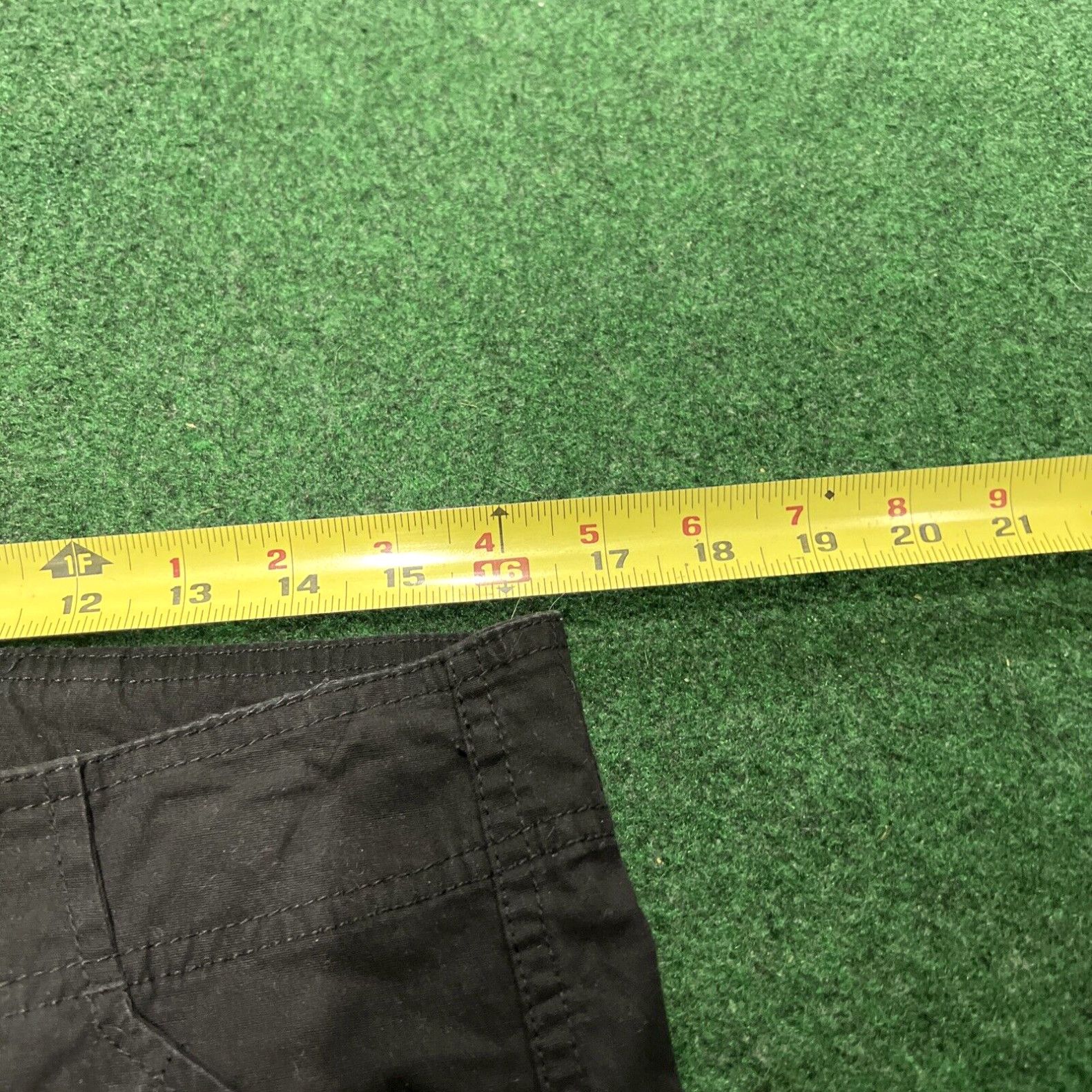 Vintage Y2K Cargo Capri Wide Leg Baggy Utility Pants Size 10 Military Black Size 32" / US 10 / IT 46 - 6 Thumbnail
